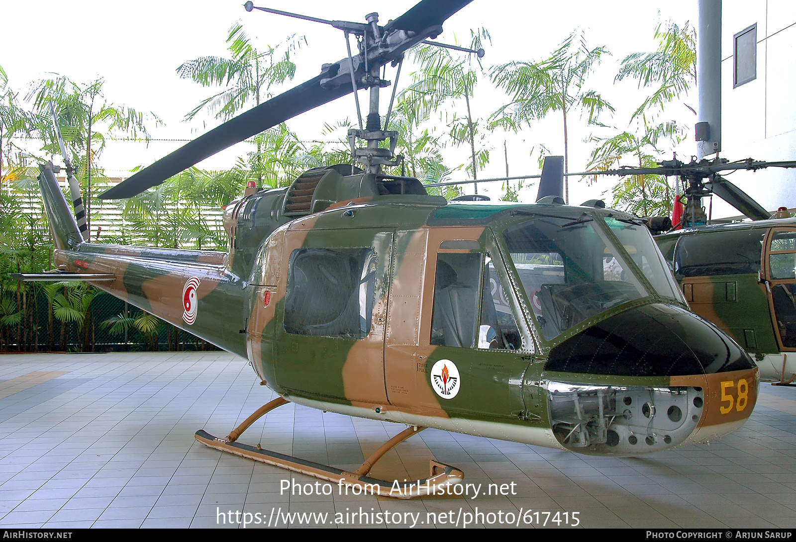 Aircraft Photo of 258 | Bell UH-1B Iroquois | Singapore - Air Force | AirHistory.net #617415