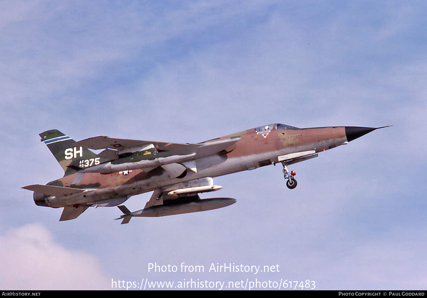 Aircraft Photo of 62-4375 / AF62-4375 | Republic F-105D Thunderchief | USA - Air Force | AirHistory.net #617483