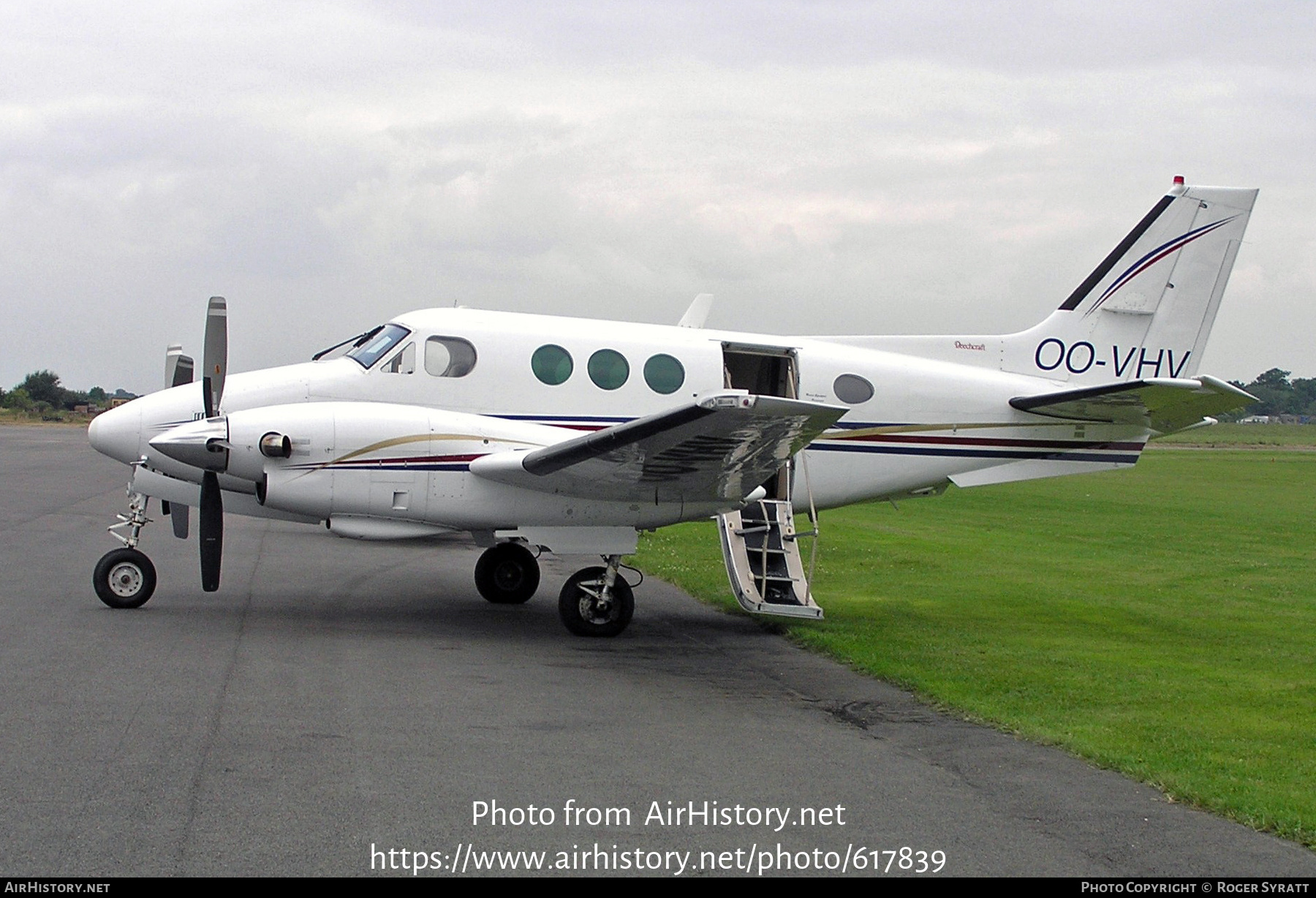 Aircraft Photo of OO-VHV | Beech E90 King Air | AirHistory.net #617839