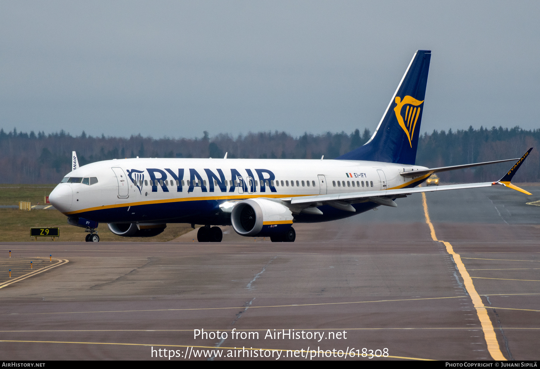 Aircraft Photo of EI-IFY | Boeing 737-8200 Max 200 | Ryanair | AirHistory.net #618308