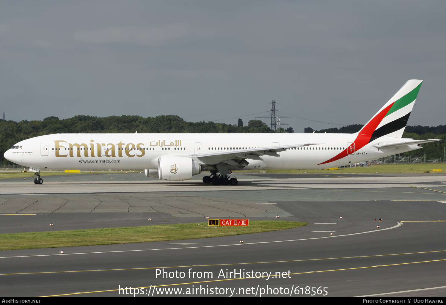 Aircraft Photo of A6-EGN | Boeing 777-31H/ER | Emirates | AirHistory.net #618565