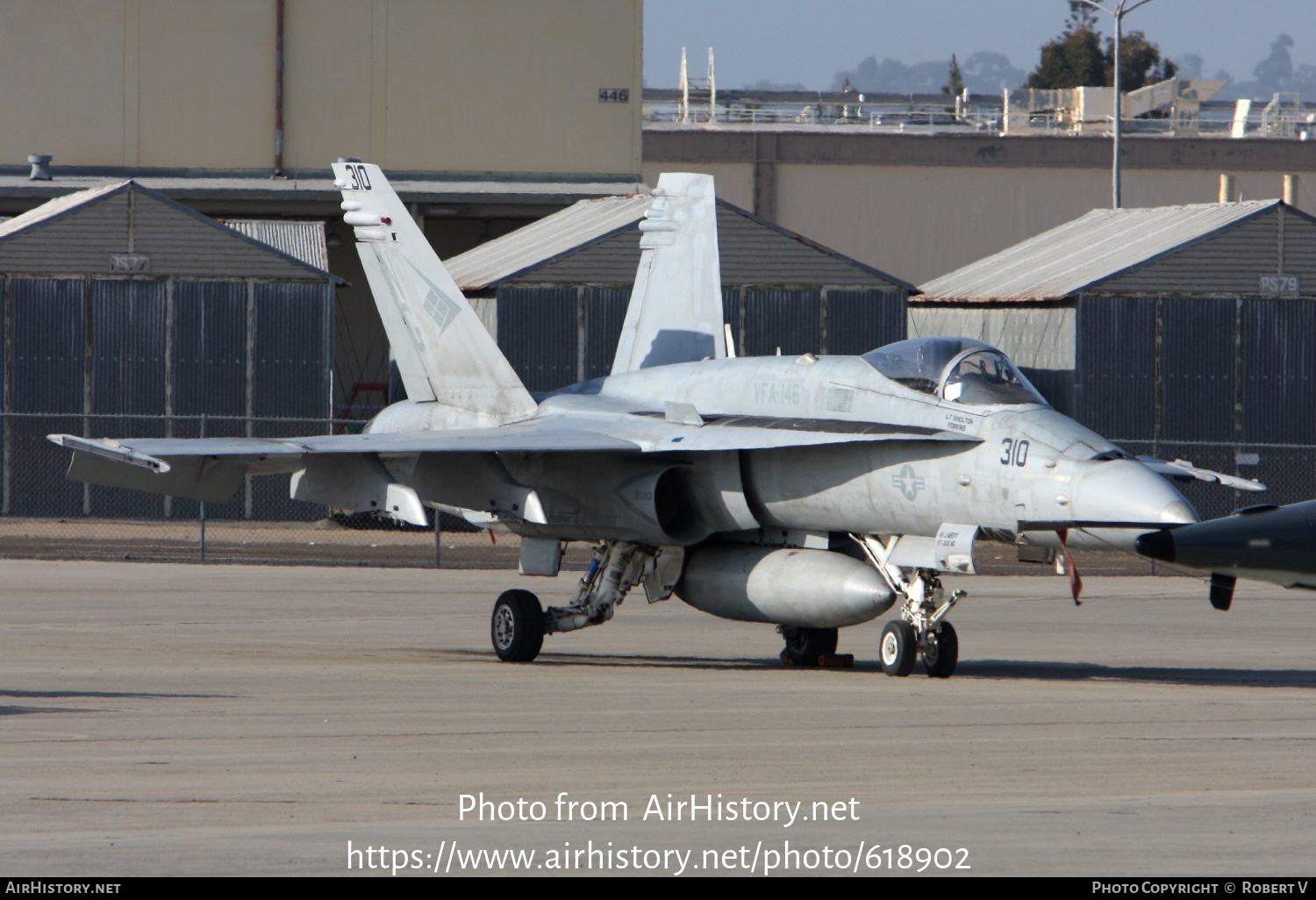 Aircraft Photo of 163757 | McDonnell Douglas F/A-18C Hornet | USA - Navy | AirHistory.net #618902