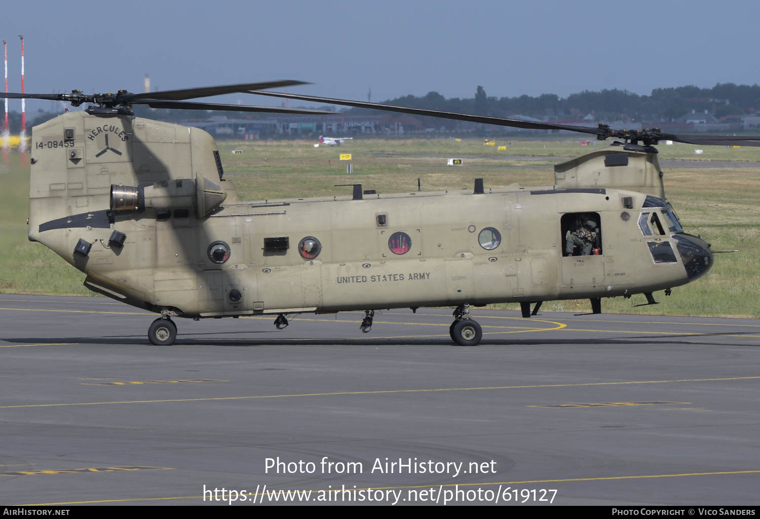 Aircraft Photo of 14-8459 / 14-08459 | Boeing CH-47F Chinook (414) | USA - Army | AirHistory.net #619127