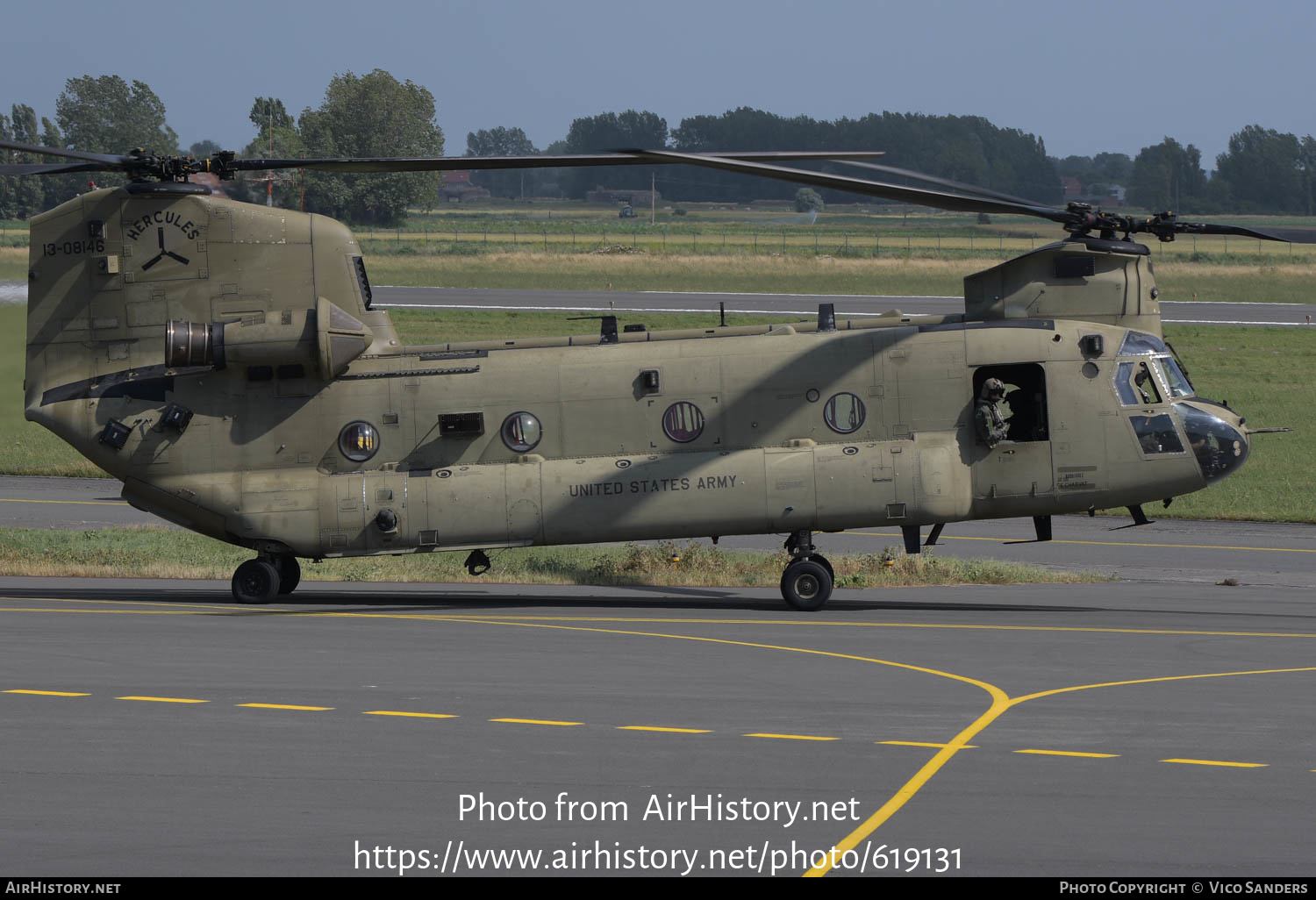 Aircraft Photo of 13-8146 / 13-08146 | Boeing CH-47F Chinook (414) | USA - Army | AirHistory.net #619131