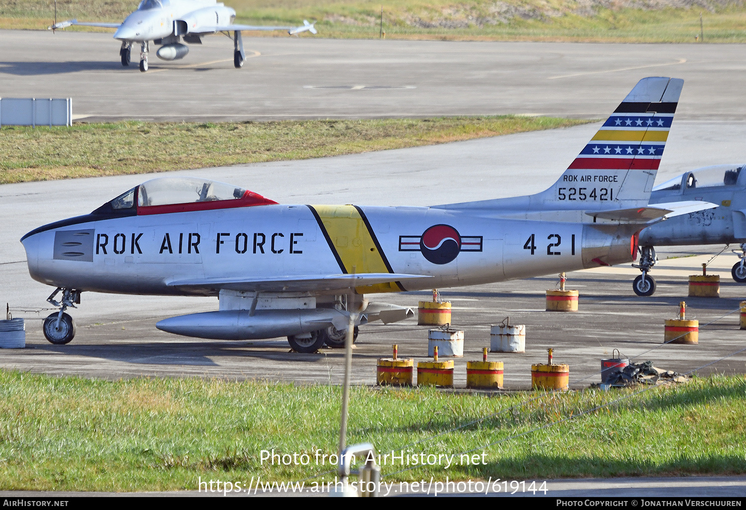 Aircraft Photo of 525421 / 421 | North American F-86F Sabre | South Korea - Air Force | AirHistory.net #619144