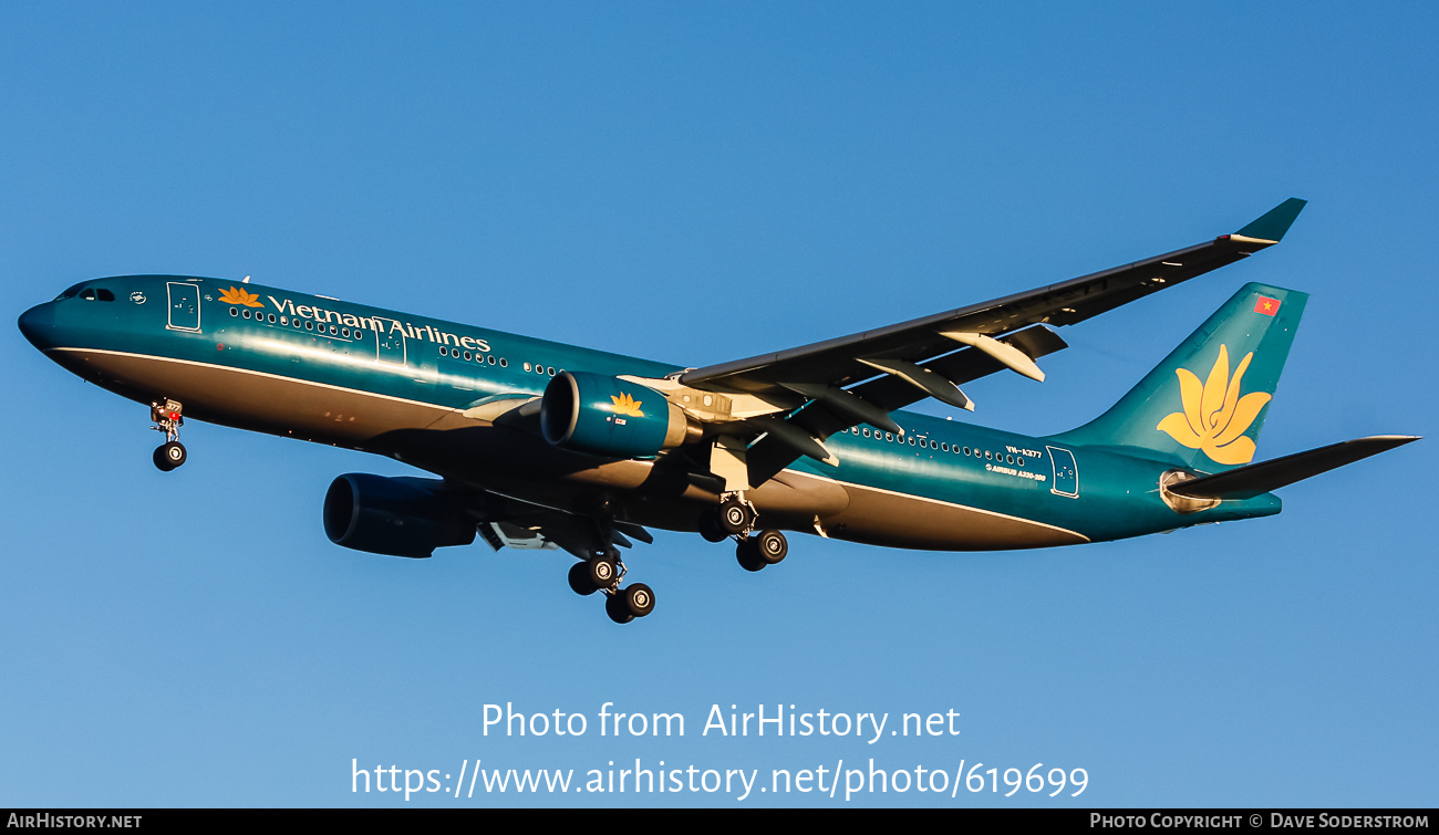 Aircraft Photo of VN-A377 | Airbus A330-223 | Vietnam Airlines | AirHistory.net #619699