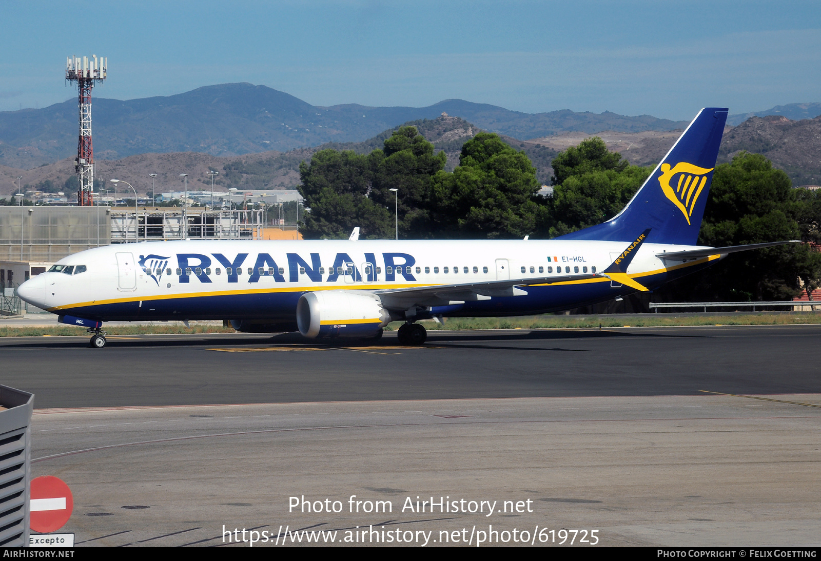 Aircraft Photo of EI-HGL | Boeing 737-8200 Max 200 | Ryanair | AirHistory.net #619725