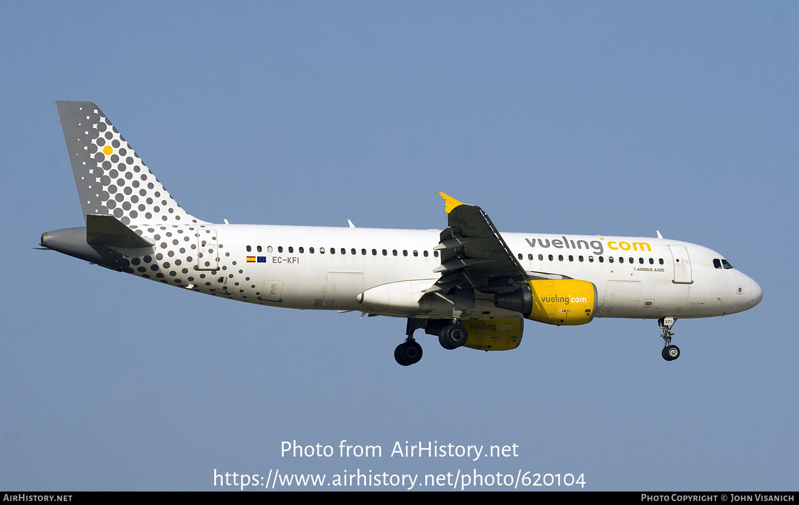 Aircraft Photo of EC-KFI | Airbus A320-216 | Vueling Airlines | AirHistory.net #620104