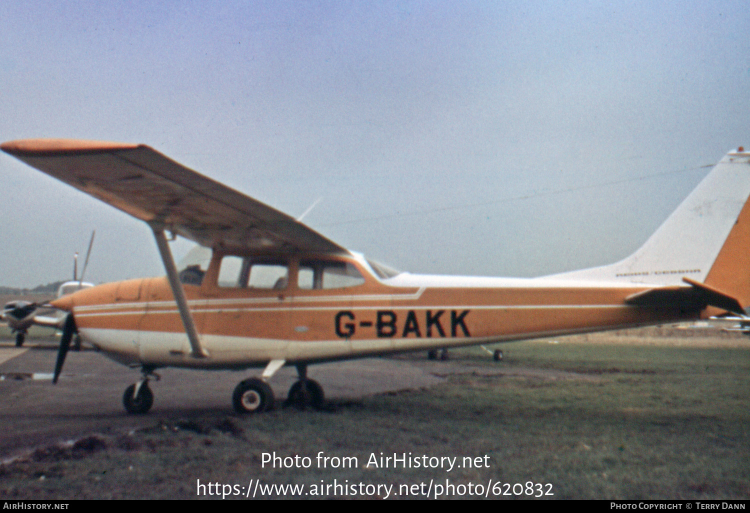 Aircraft Photo of G-BAKK | Reims F172H | AirHistory.net #620832