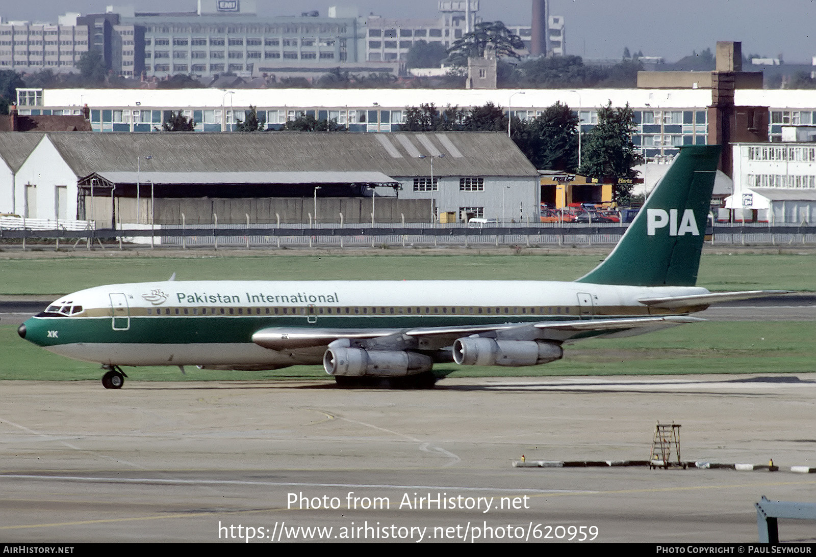 Aircraft Photo of AP-AXK | Boeing 720-047B | Pakistan International Airlines - PIA | AirHistory.net #620959