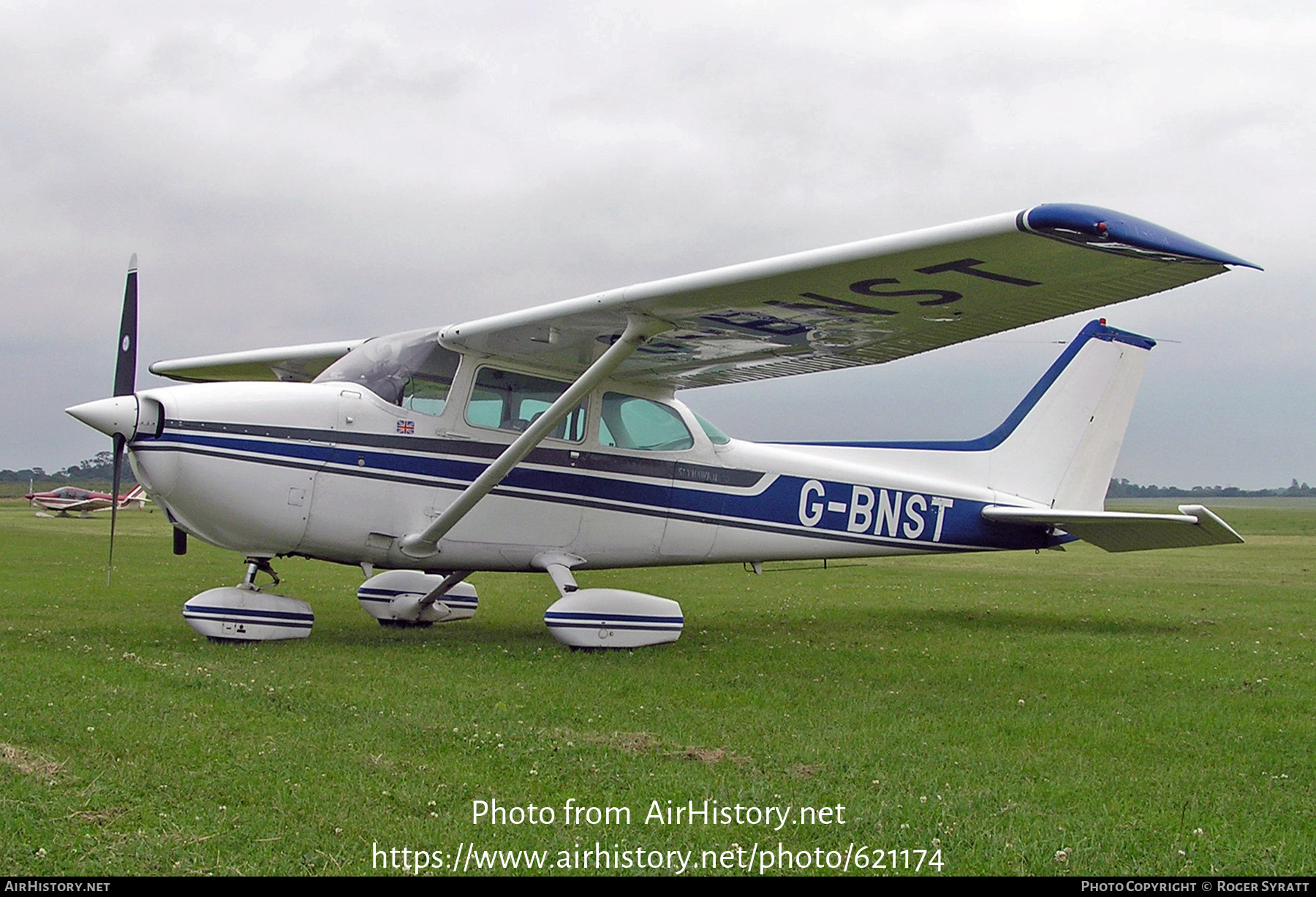 Aircraft Photo of G-BNST | Cessna 172N Skyhawk | AirHistory.net #621174