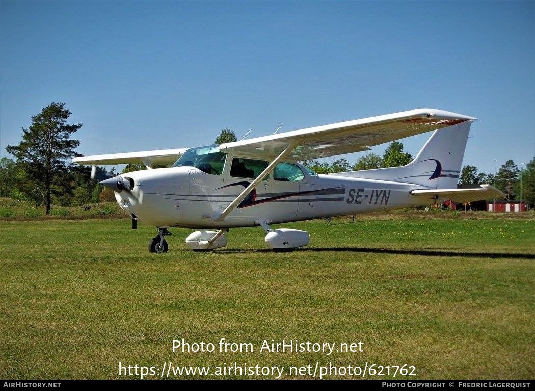 Aircraft Photo of SE-IYN | Cessna 172N Skyhawk II | AirHistory.net #621762