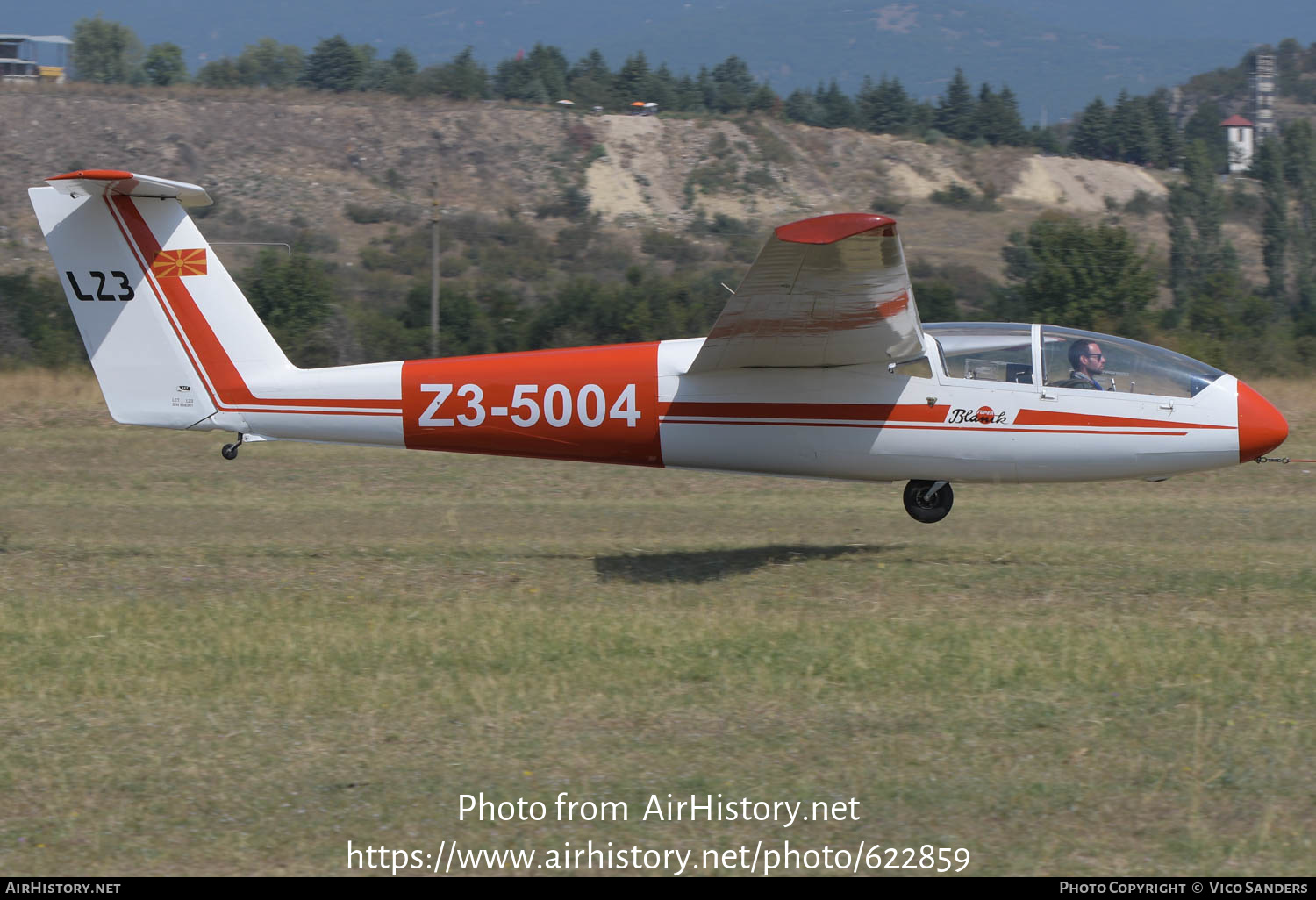 Aircraft Photo of Z3-5004 | Let L-23 Super Blanik | AirHistory.net #622859