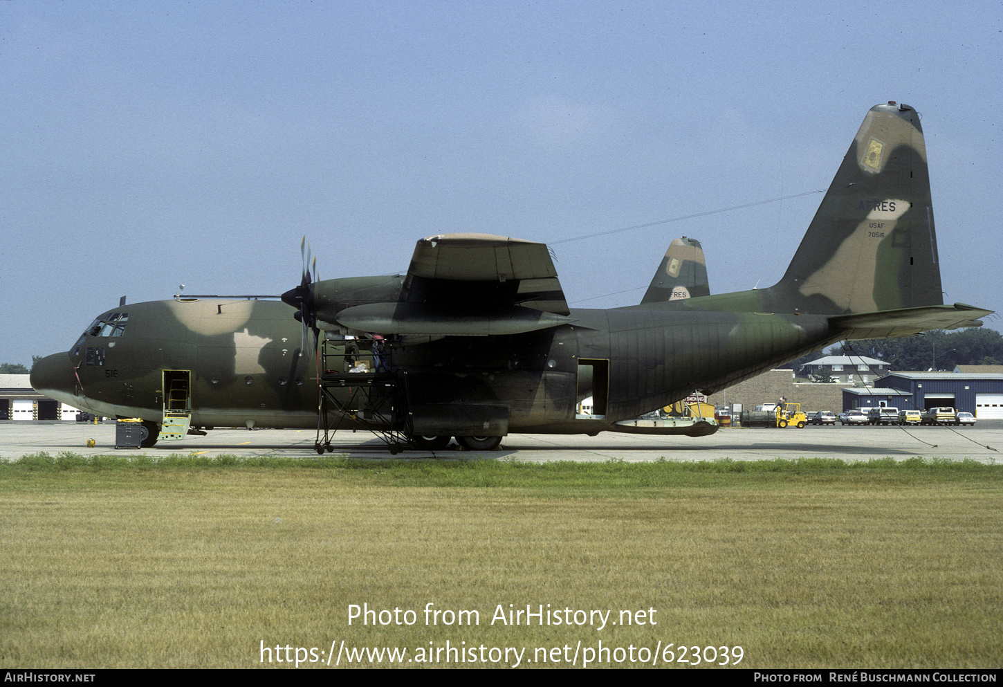 Aircraft Photo of 57-516 / 70516 | Lockheed C-130A Hercules (L-182) | USA - Air Force | AirHistory.net #623039