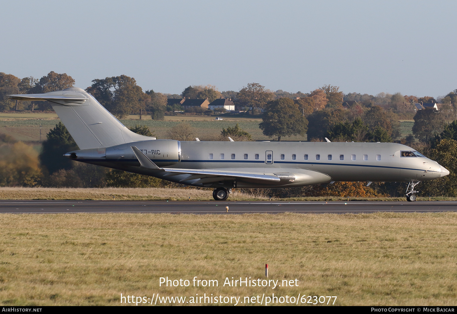 Aircraft Photo of T7-RIC | Bombardier Global 6000 (BD-700-1A10) | AirHistory.net #623077