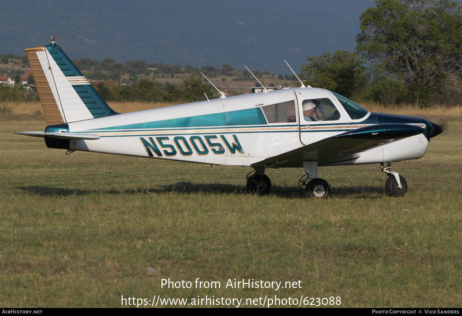 Aircraft Photo of N5005W | Piper PA-28-160 Cherokee | AirHistory.net #623088