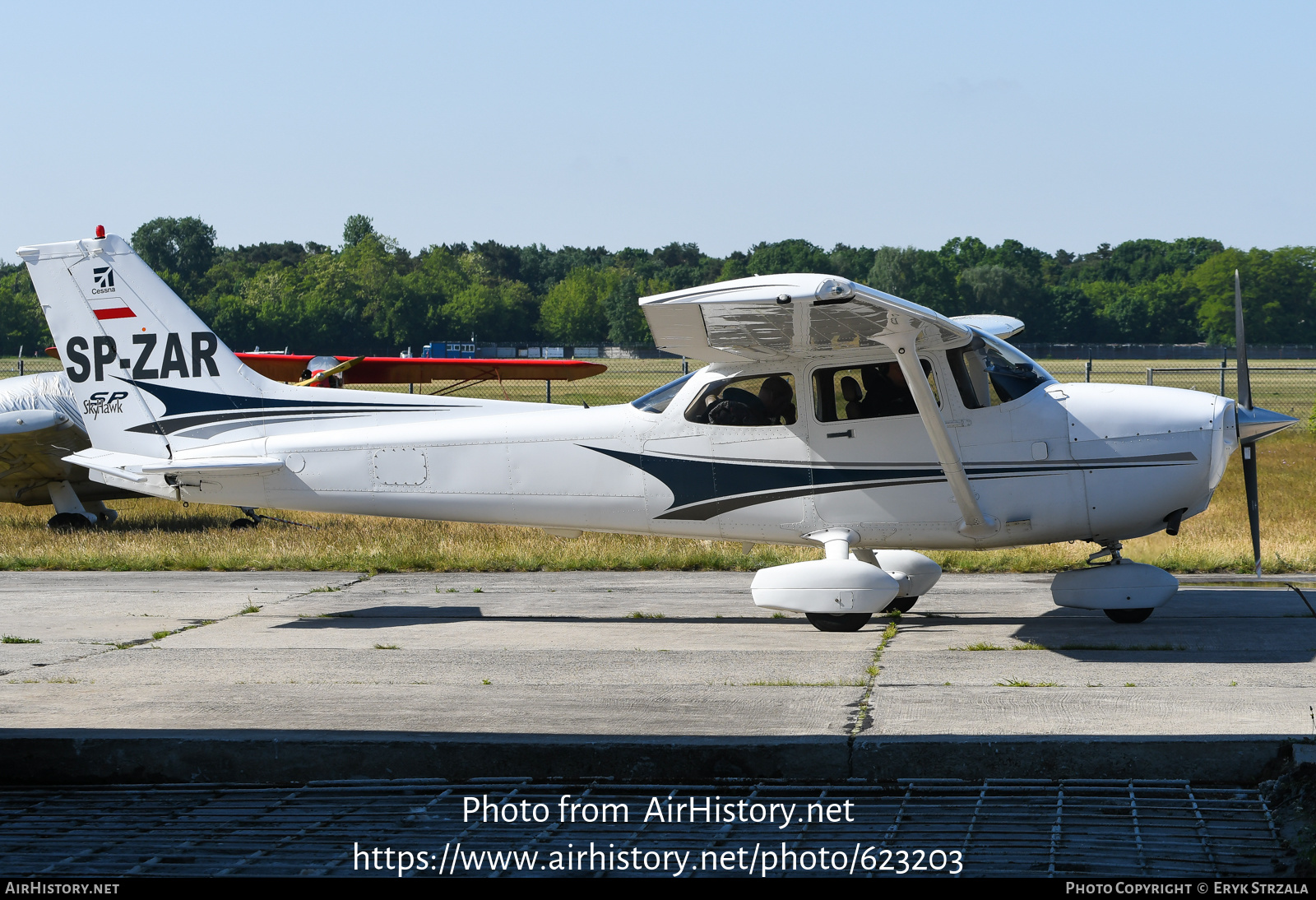 Aircraft Photo of SP-ZAR | Cessna 172S Skyhawk SP | AirHistory.net #623203