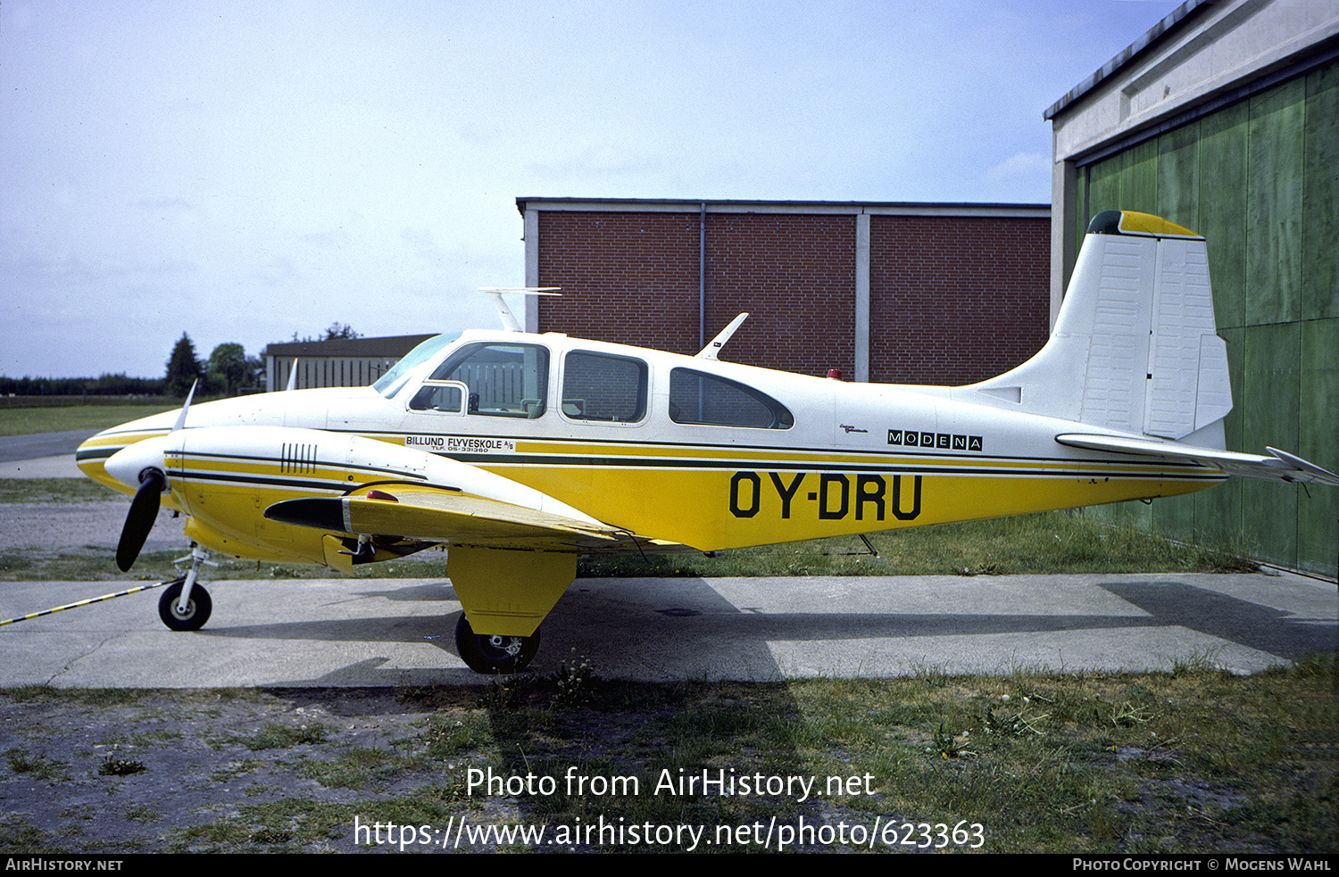 Aircraft Photo of OY-DRU | Beech D95A Travel Air | AirHistory.net #623363
