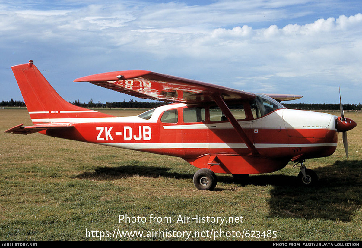 Aircraft Photo of ZK-DJB | Cessna 210-5 | AirHistory.net #623485