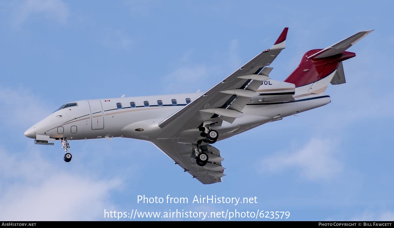 Aircraft Photo of C-FDOL | Bombardier Challenger 300 (BD-100-1A10) | AirHistory.net #623579