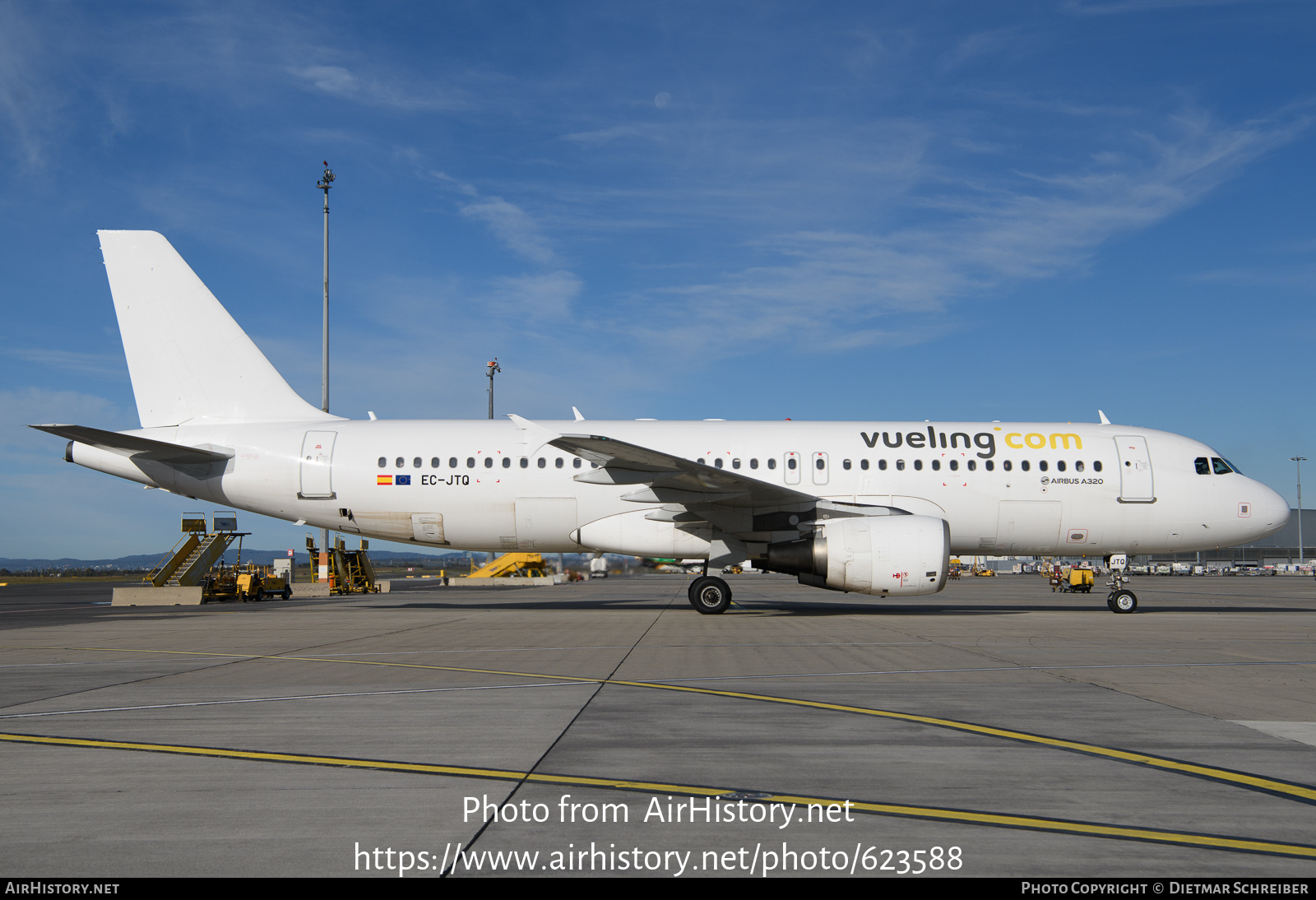 Aircraft Photo of EC-JTQ | Airbus A320-214 | Vueling Airlines | AirHistory.net #623588