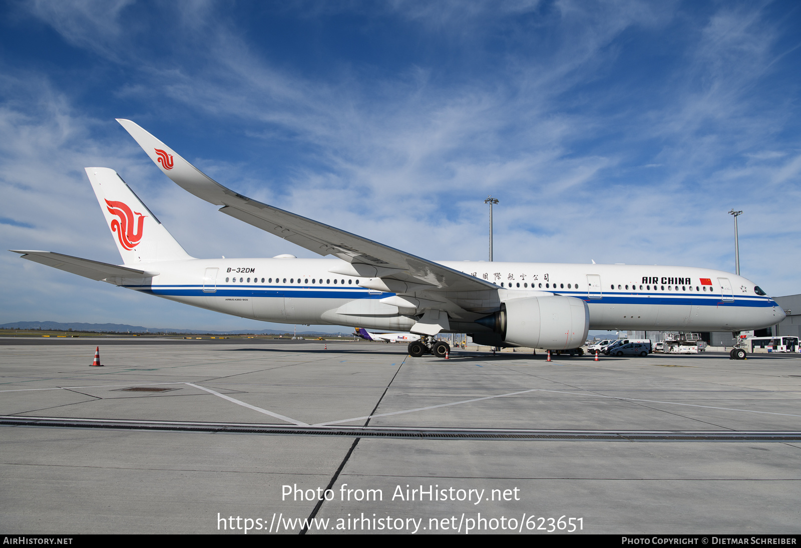 Aircraft Photo of B-32DM | Airbus A350-941 | Air China | AirHistory.net #623651