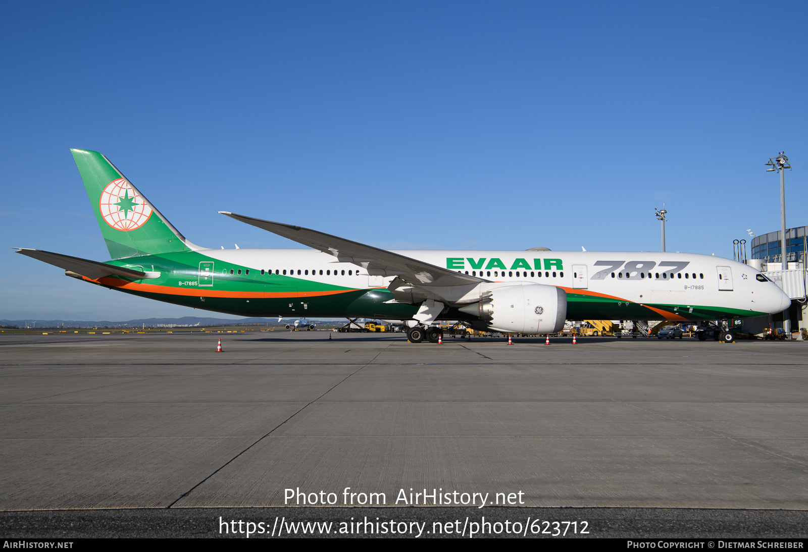 Aircraft Photo of B-17885 | Boeing 787-9 Dreamliner | EVA Air | AirHistory.net #623712