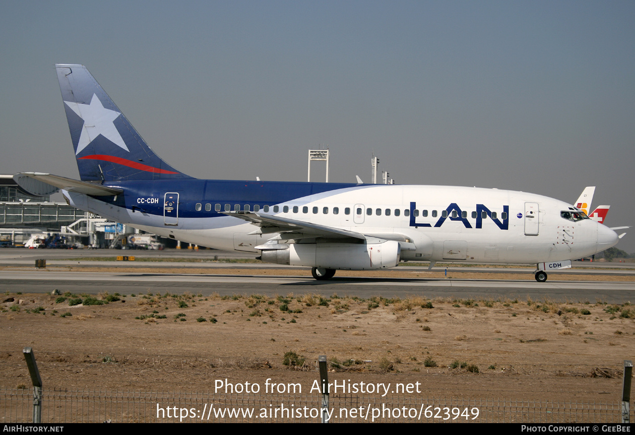 Aircraft Photo of CC-CDH | Boeing 737-230/Adv | LAN Airlines - Línea Aérea Nacional | AirHistory.net #623949