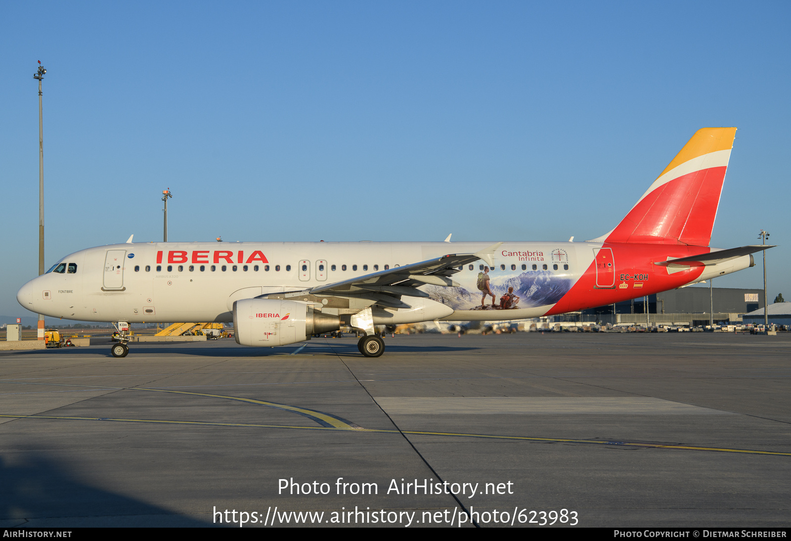 Aircraft Photo of EC-KOH | Airbus A320-214 | Iberia | AirHistory.net #623983