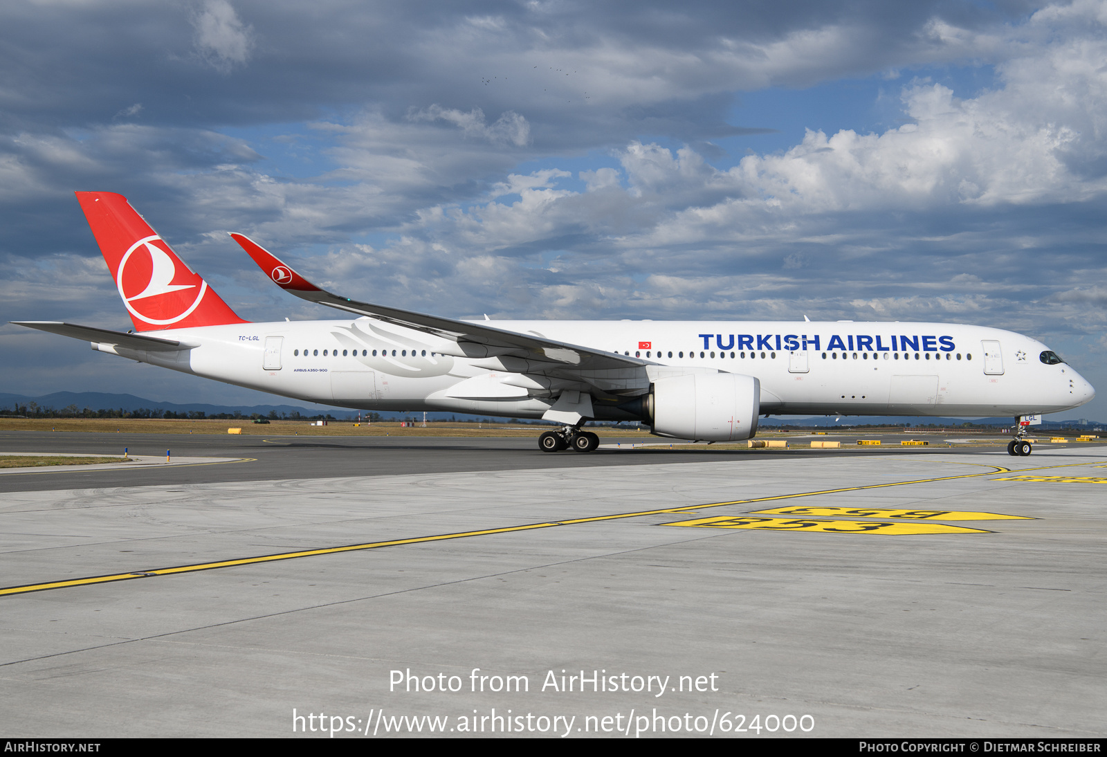 Aircraft Photo of TC-LGL | Airbus A350-941 | Turkish Airlines | AirHistory.net #624000