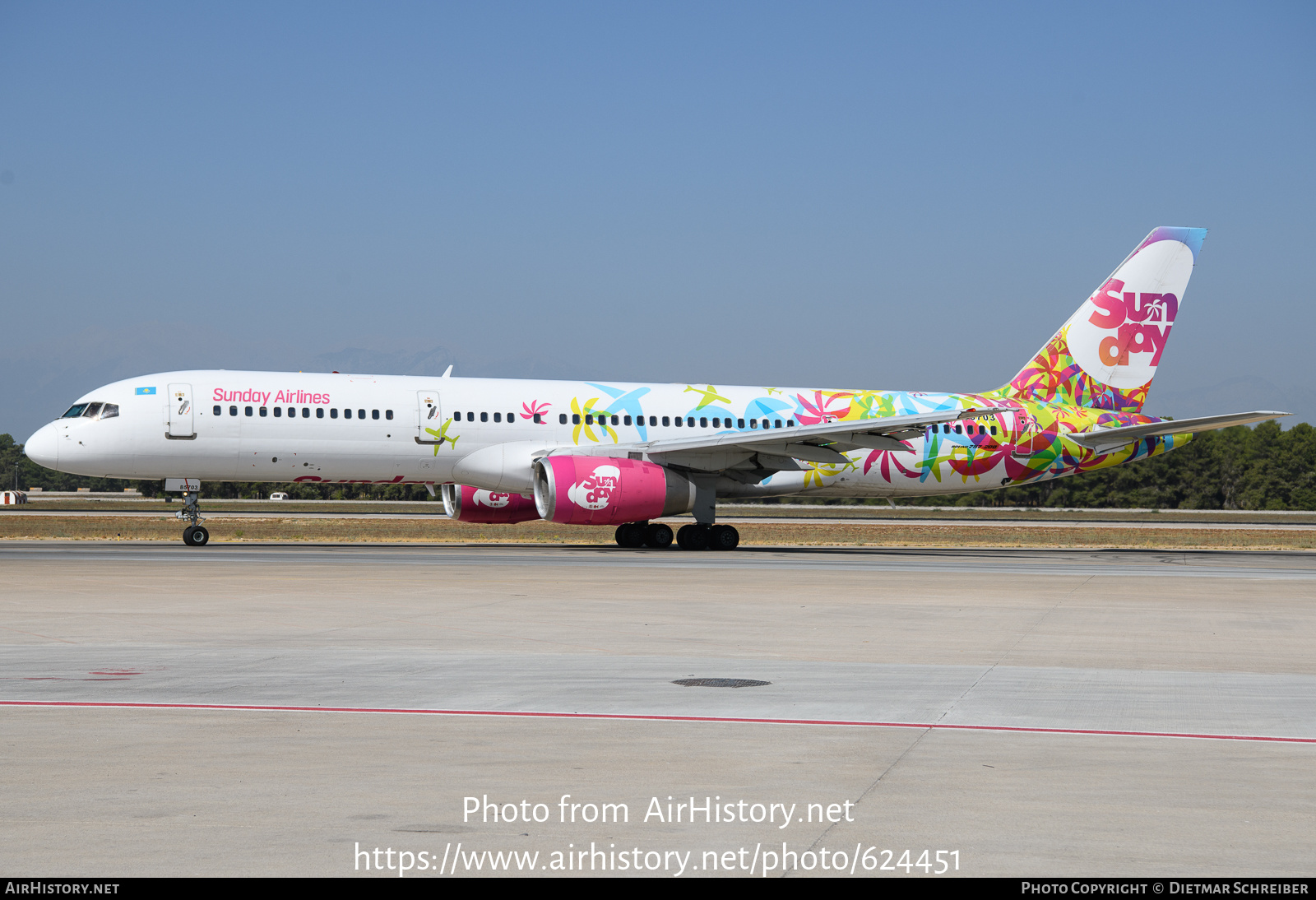 Aircraft Photo of UP-B5703 | Boeing 757-21B | Sunday Airlines | AirHistory.net #624451