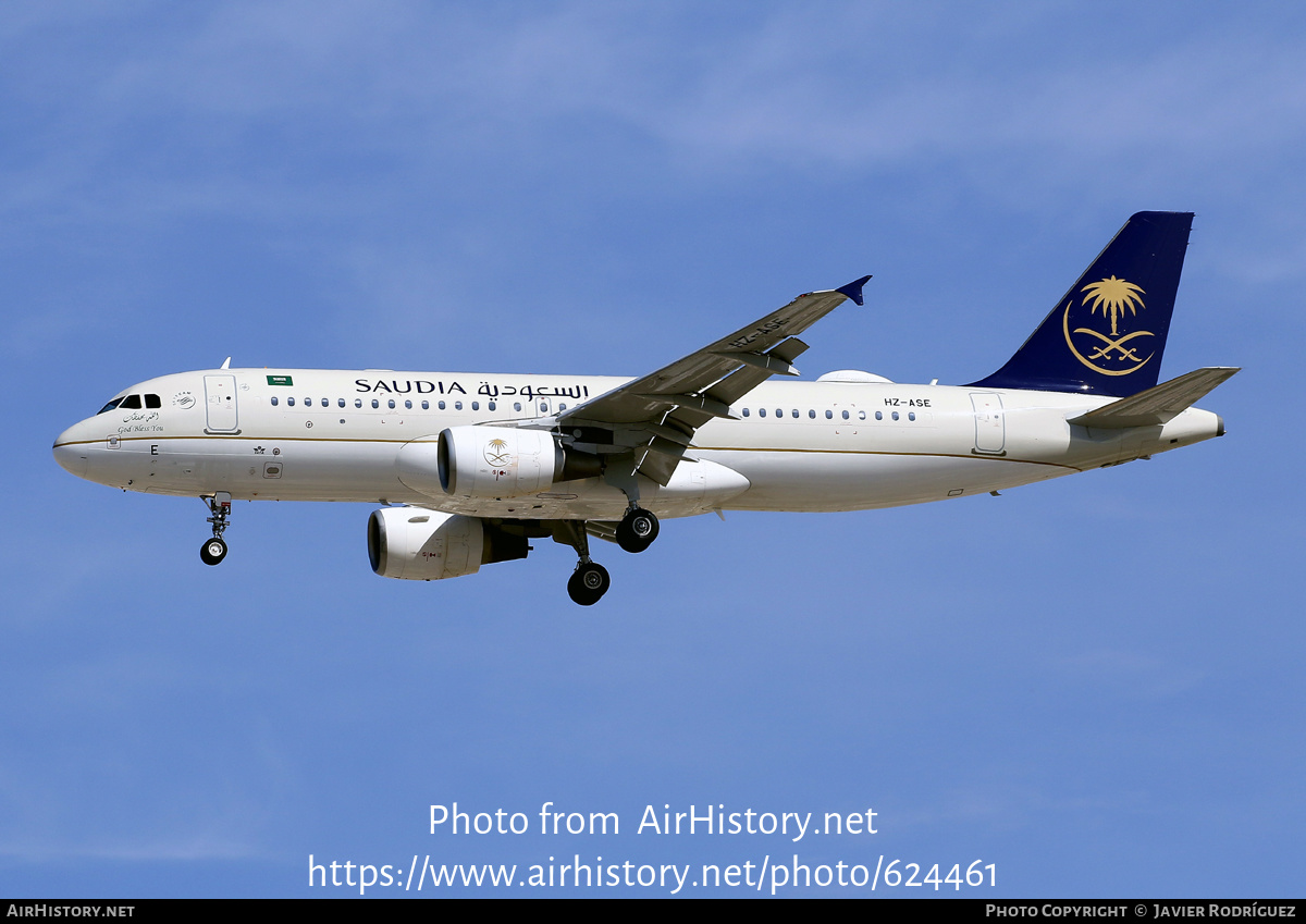 Aircraft Photo of HZ-ASE | Airbus A320-214 | Saudia - Saudi Arabian Airlines | AirHistory.net #624461