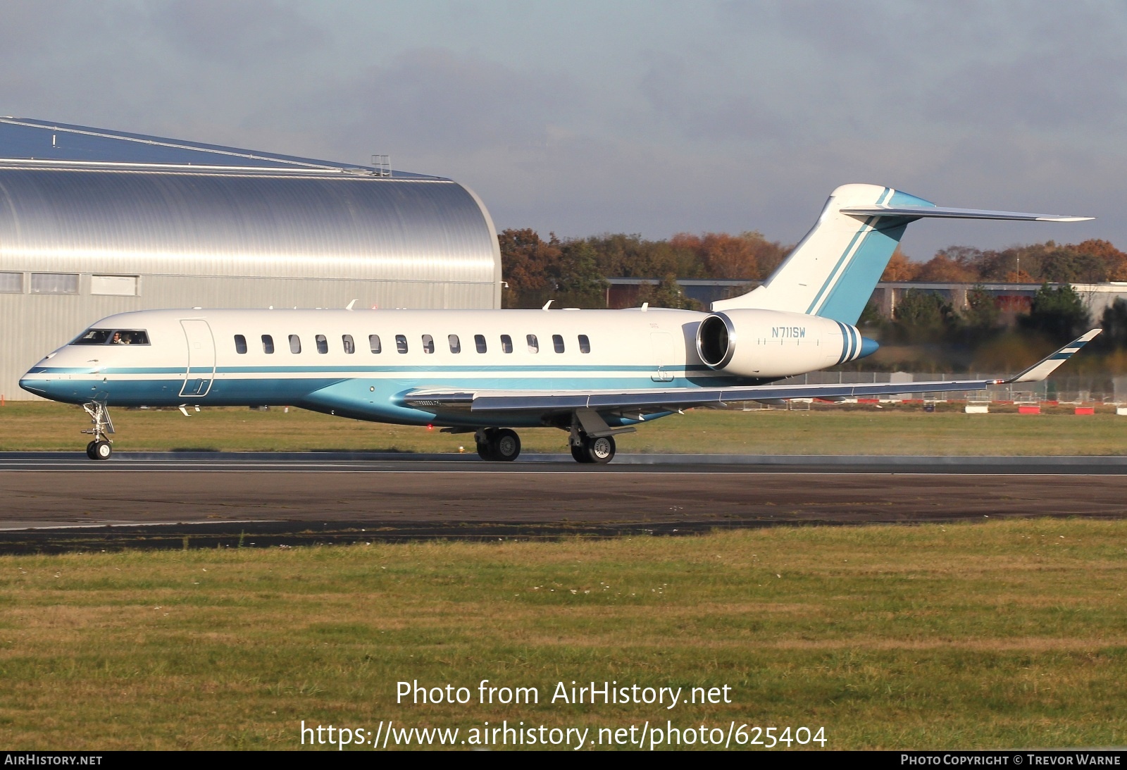 Aircraft Photo of N711SW | Bombardier Global 7500 (BD-700-2A12) | AirHistory.net #625404