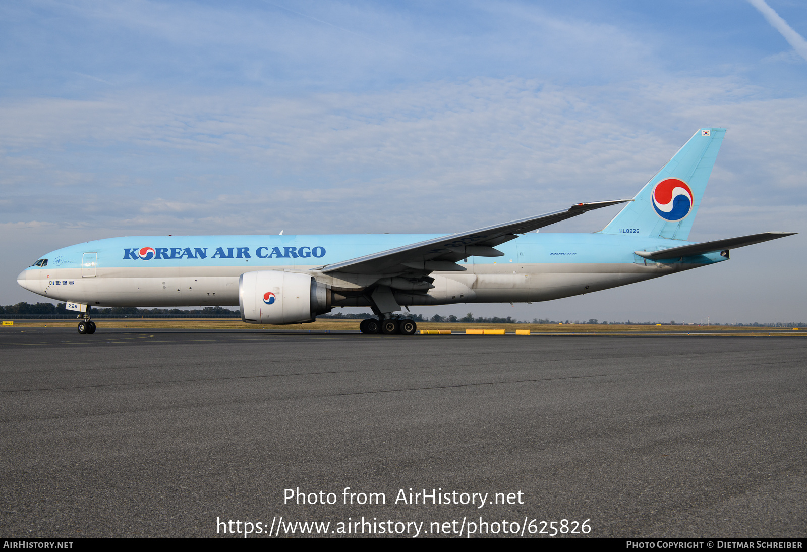 Aircraft Photo of HL8226 | Boeing 777-FB5 | Korean Air Cargo | AirHistory.net #625826