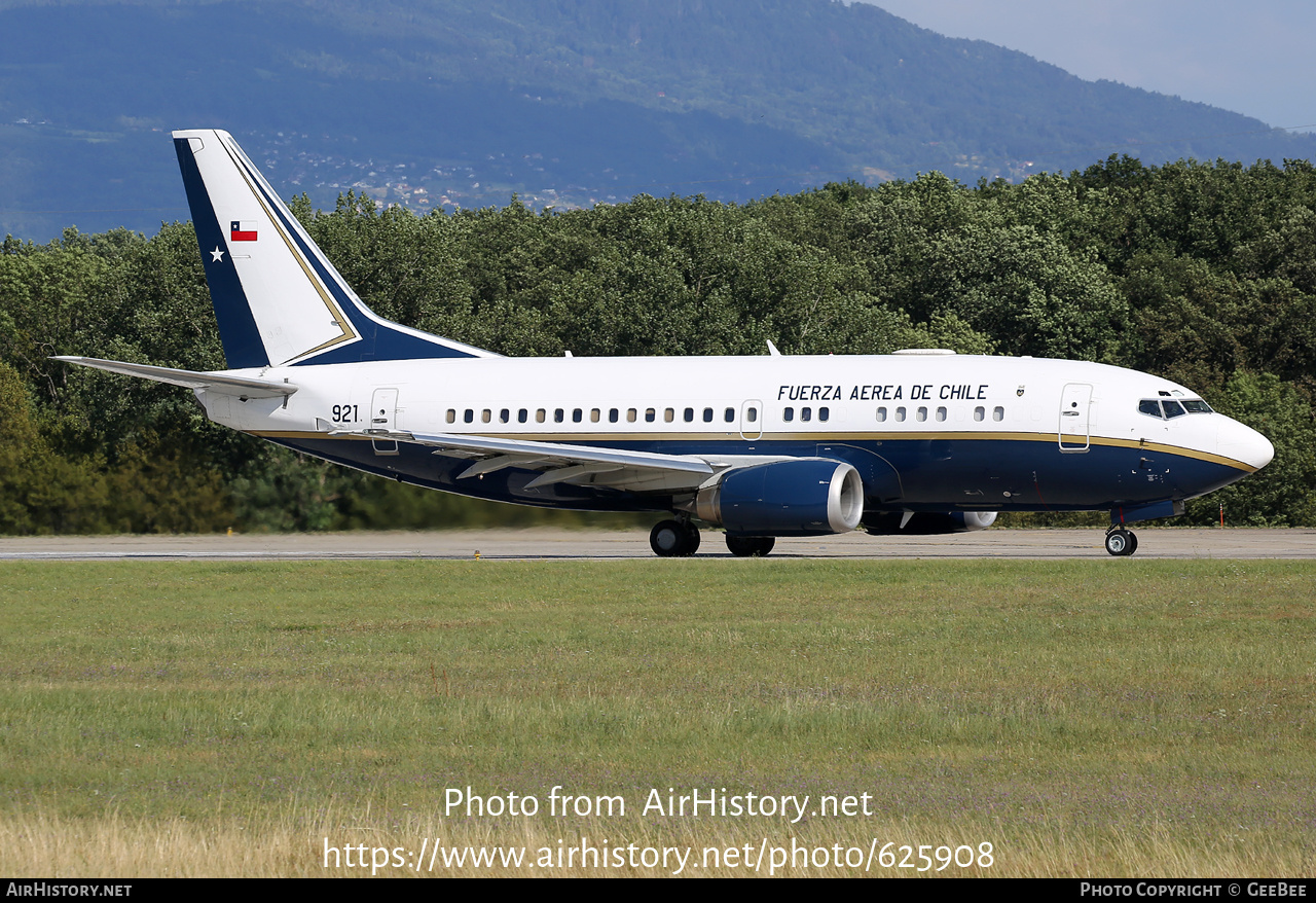 Aircraft Photo of 921 | Boeing 737-58N | Chile - Air Force | AirHistory.net #625908