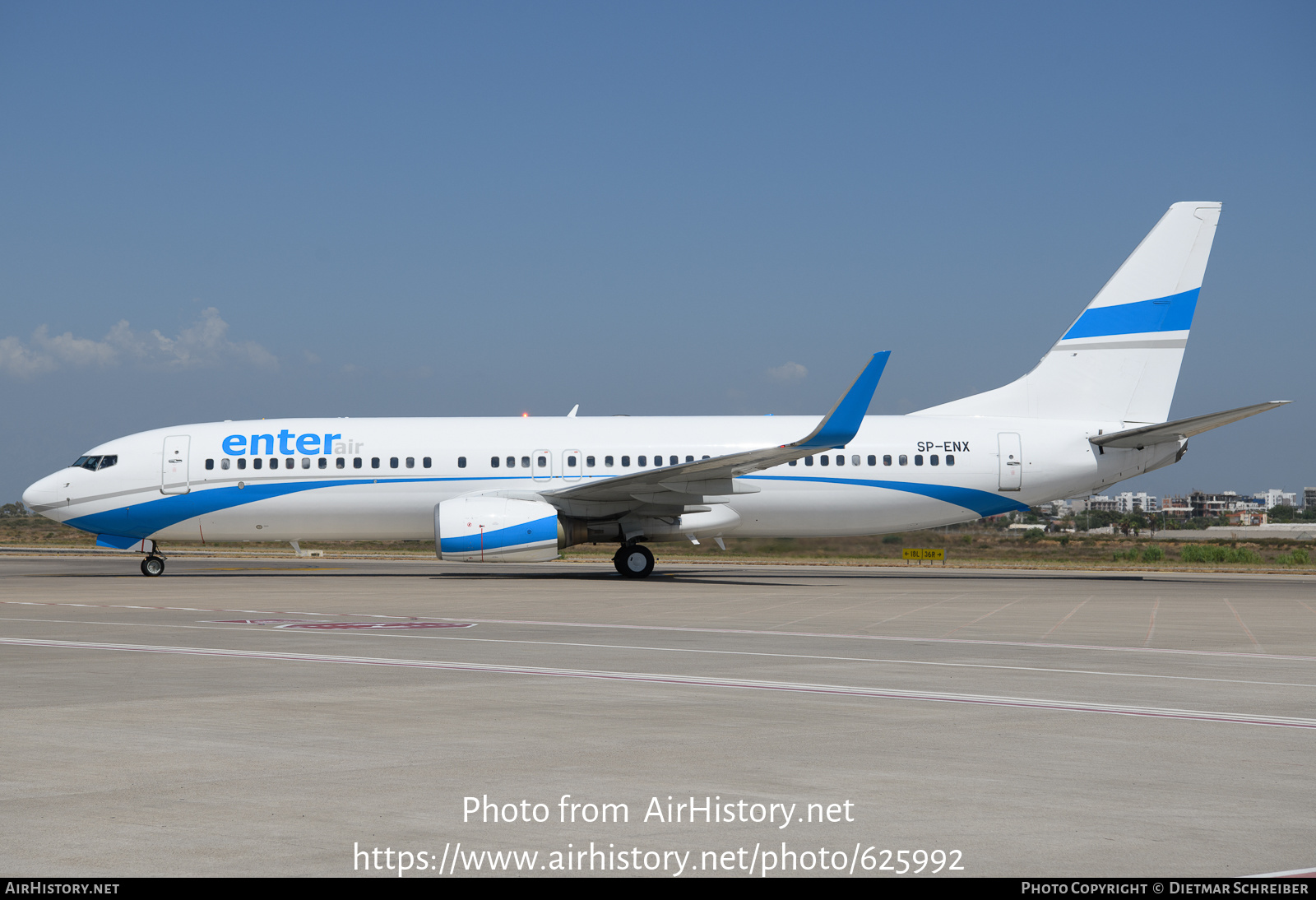 Aircraft Photo of SP-ENX | Boeing 737-8Q8 | Enter Air | AirHistory.net #625992