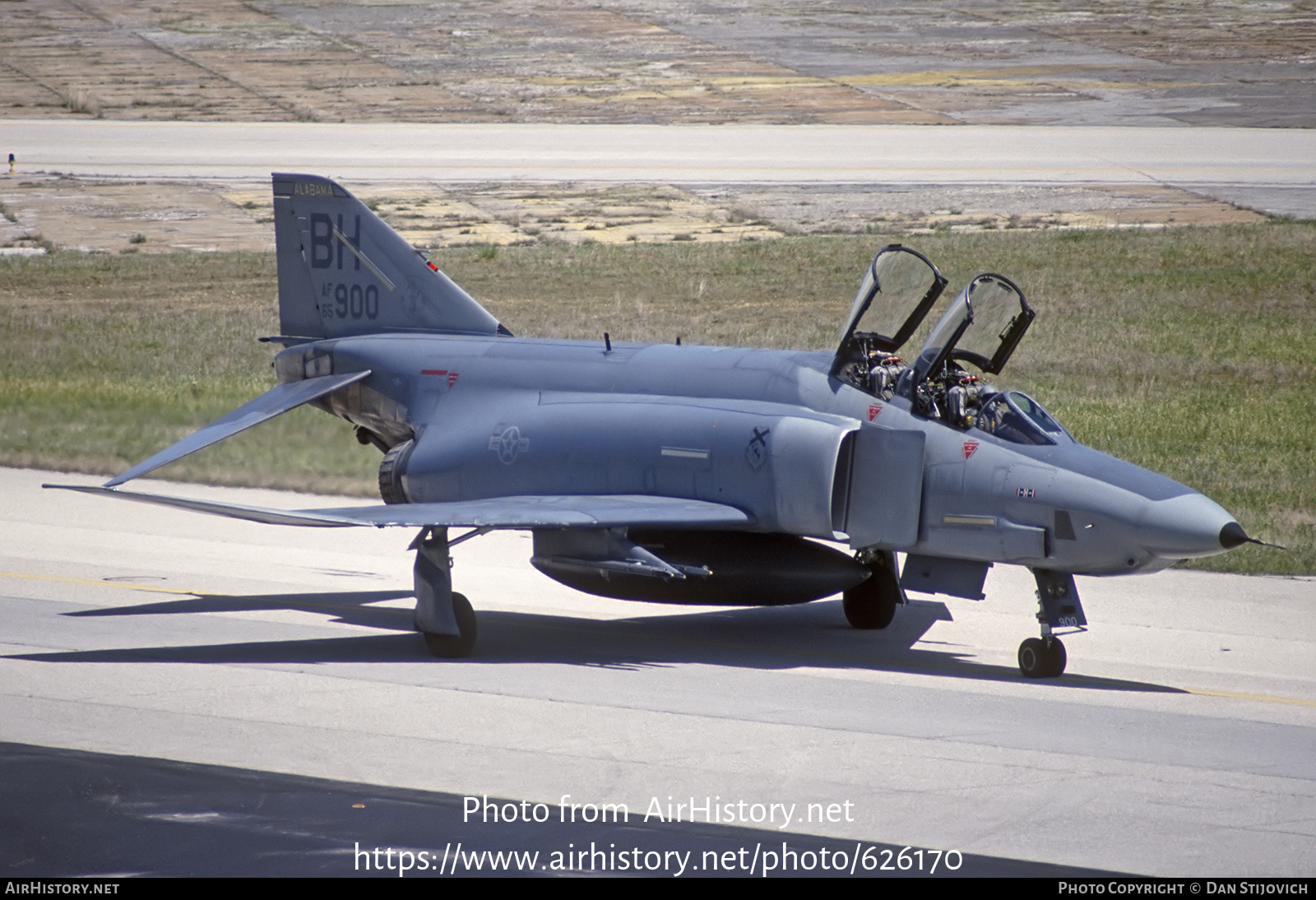 Aircraft Photo of 65-0900 / AF65-900 | McDonnell Douglas RF-4C Phantom II | USA - Air Force | AirHistory.net #626170