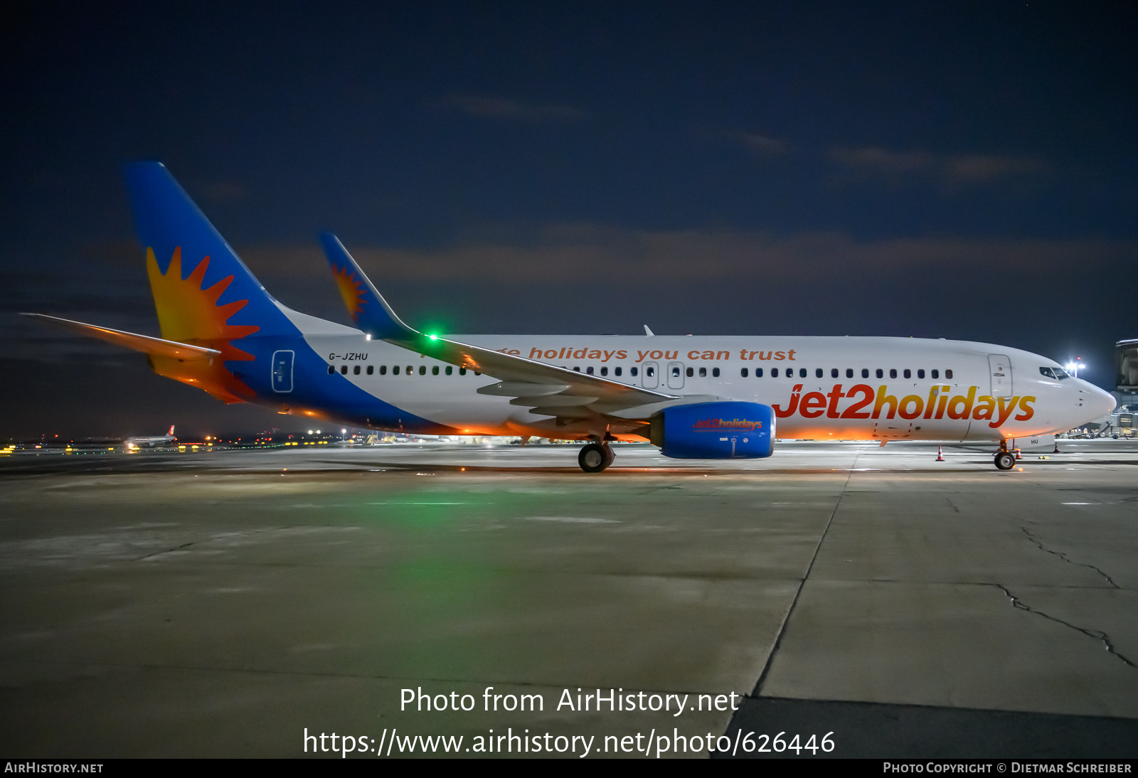 Aircraft Photo of G-JZHU | Boeing 737-800 | Jet2 Holidays | AirHistory.net #626446