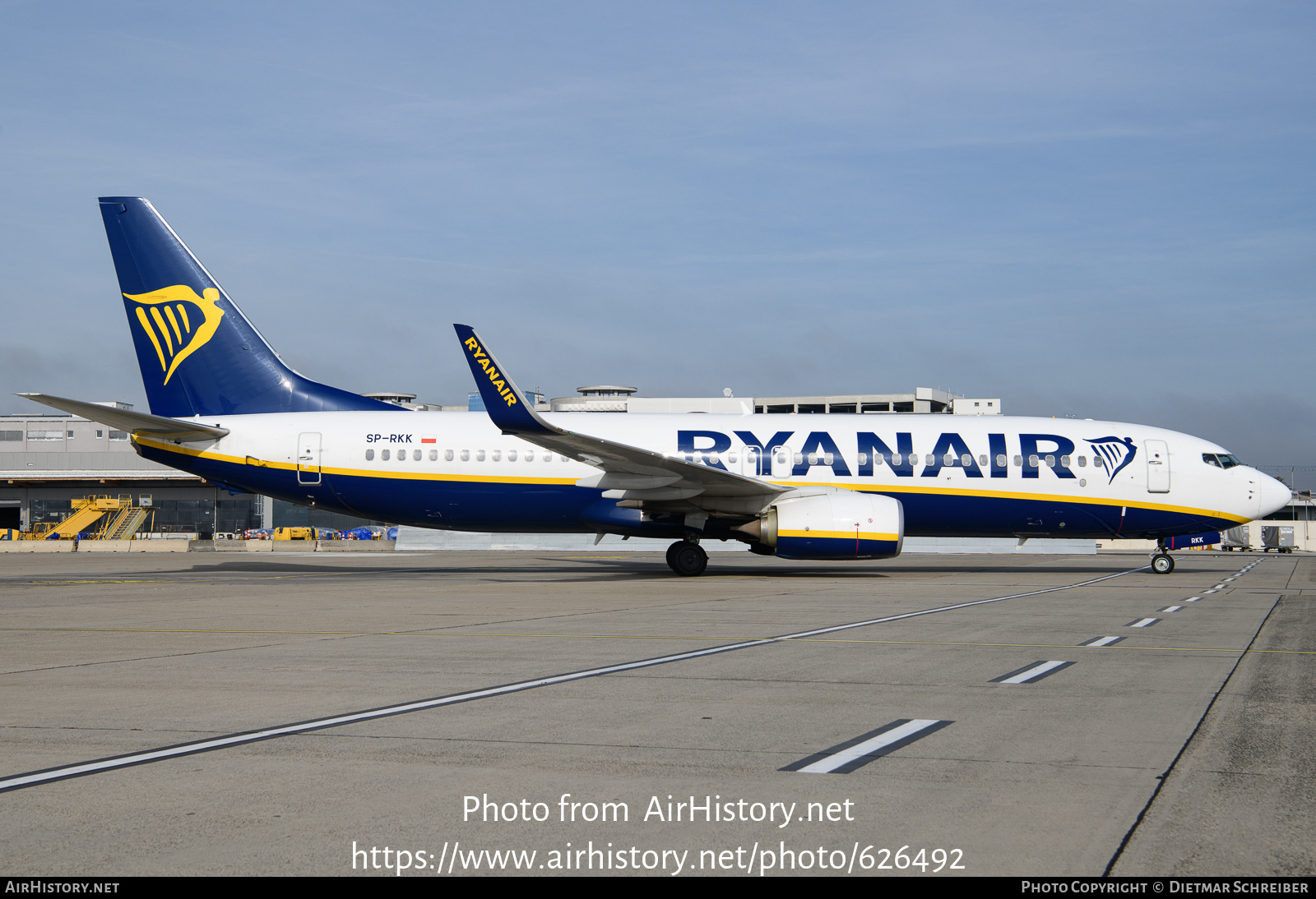 Aircraft Photo of SP-RKK | Boeing 737-800 | Ryanair | AirHistory.net #626492