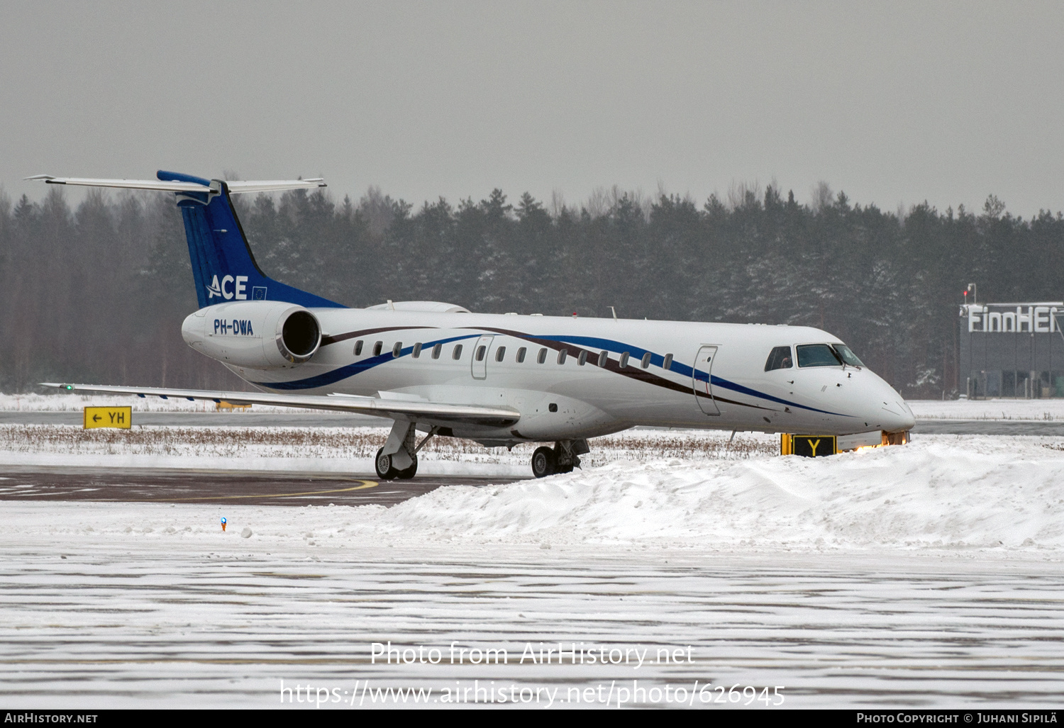 Aircraft Photo of PH-DWA | Embraer ERJ-145LR (EMB-145LR) | ACE - Air Charters Europe | AirHistory.net #626945