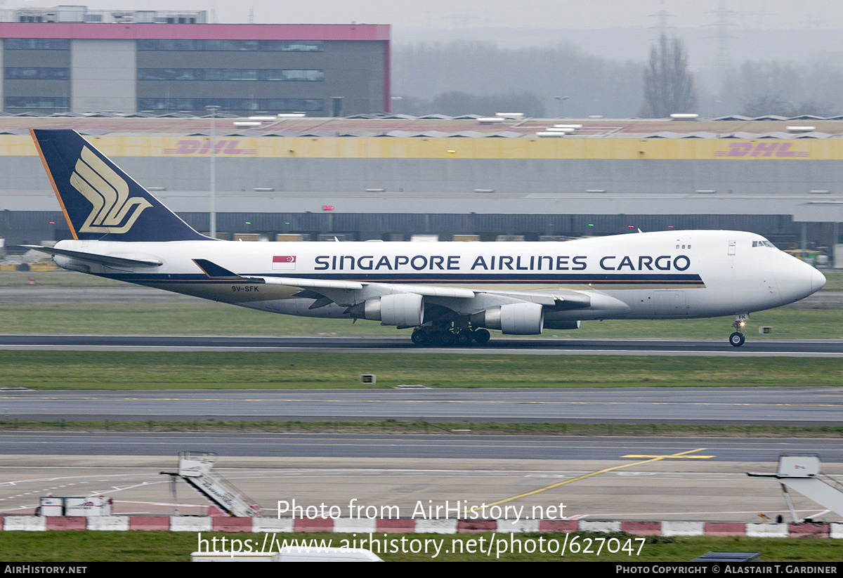 Aircraft Photo of 9V-SFK | Boeing 747-412F/SCD | Singapore Airlines Cargo | AirHistory.net #627047