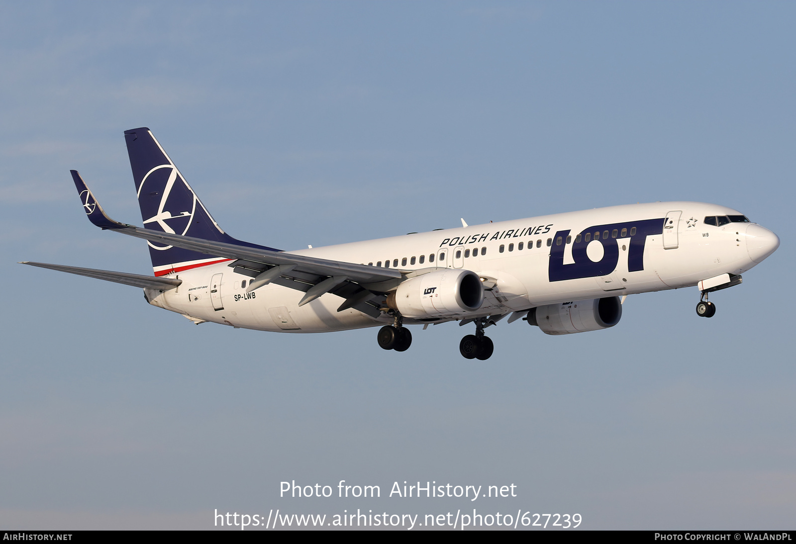 Aircraft Photo of SP-LWB | Boeing 737-89P | LOT Polish Airlines - Polskie Linie Lotnicze | AirHistory.net #627239