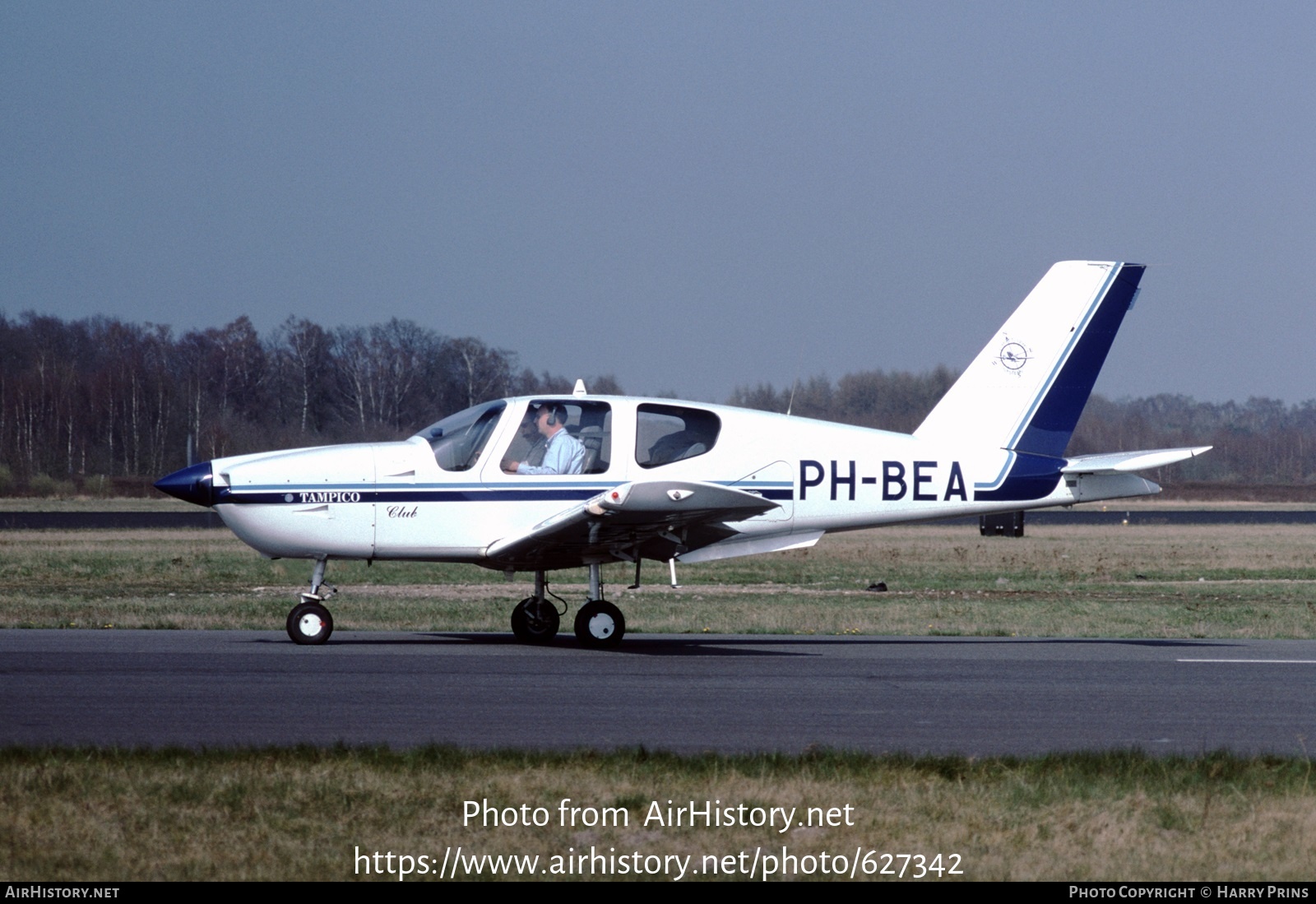 Aircraft Photo of PH-BEA | Socata TB-9 Tampico Club | AirHistory.net #627342