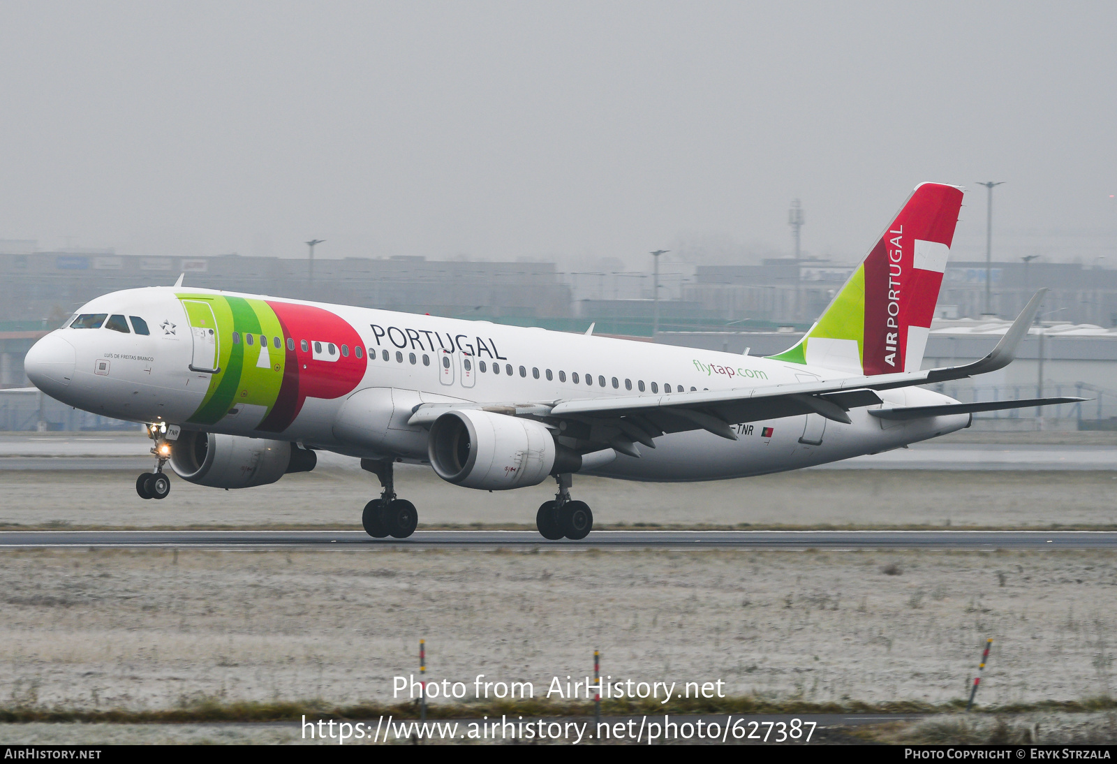 Aircraft Photo of CS-TNR | Airbus A320-214 | TAP Air Portugal | AirHistory.net #627387