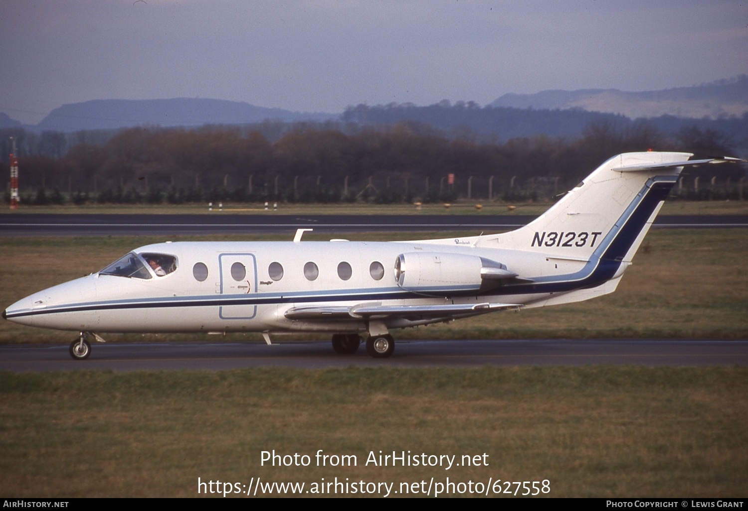 Aircraft Photo of N3123T | Beech Beechjet 400 | AirHistory.net #627558