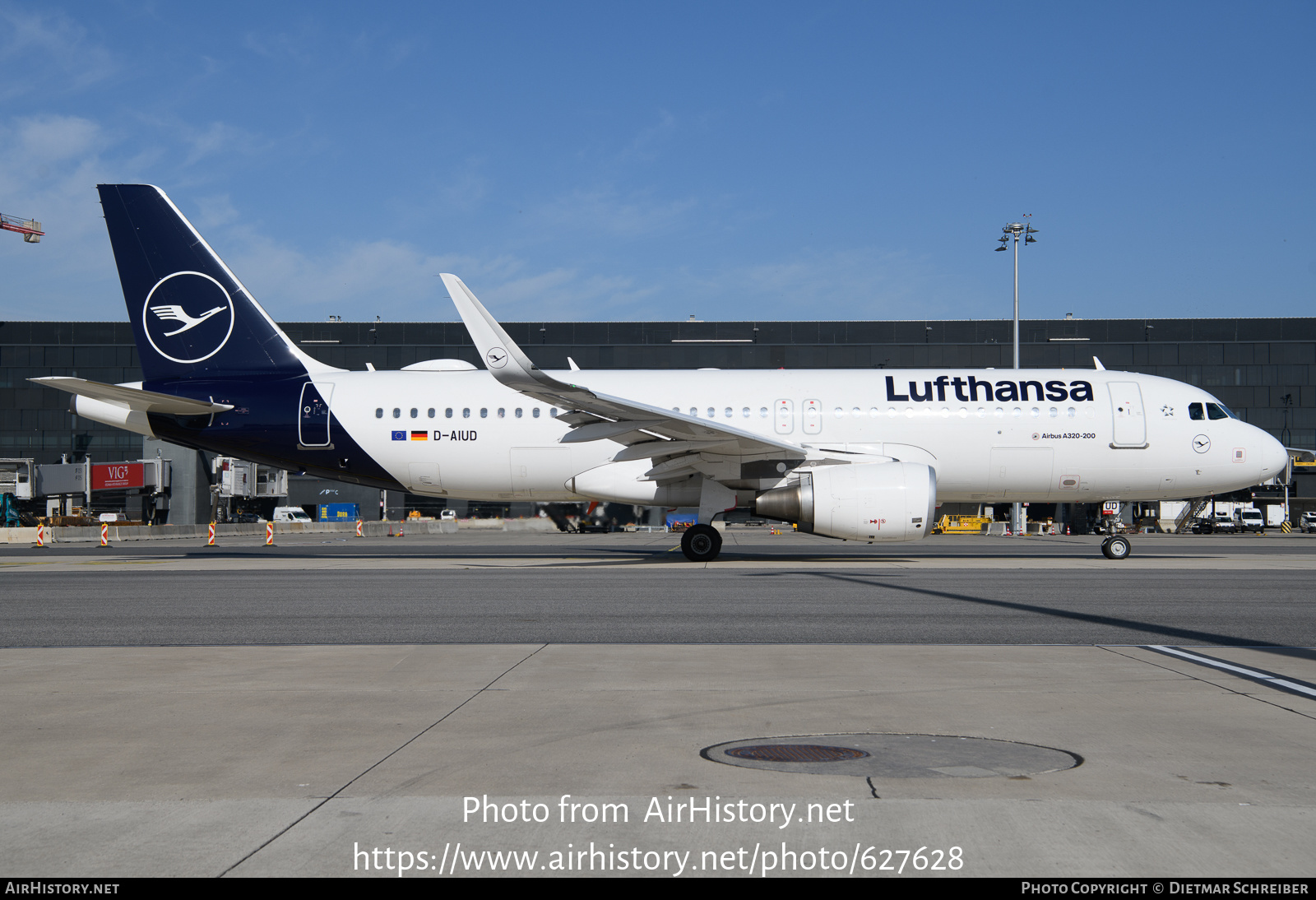 Aircraft Photo of D-AIUD | Airbus A320-214 | Lufthansa | AirHistory.net #627628