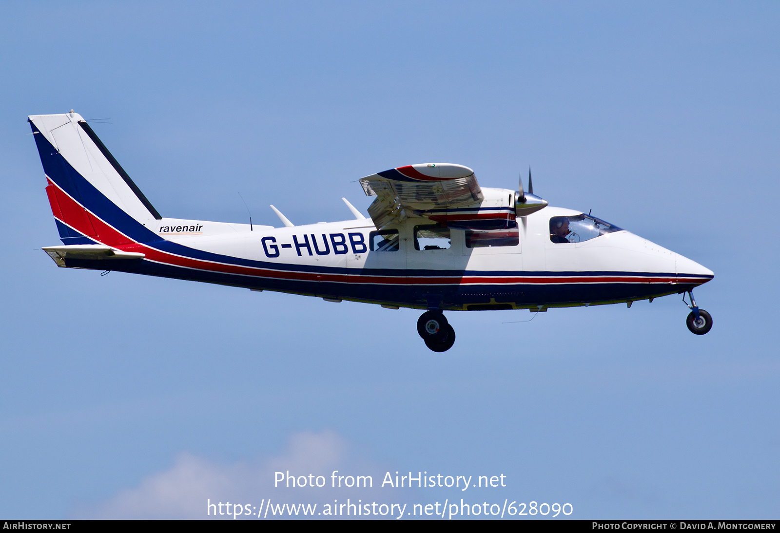 Aircraft Photo of G-HUBB | Partenavia P-68B Victor | Ravenair | AirHistory.net #628090