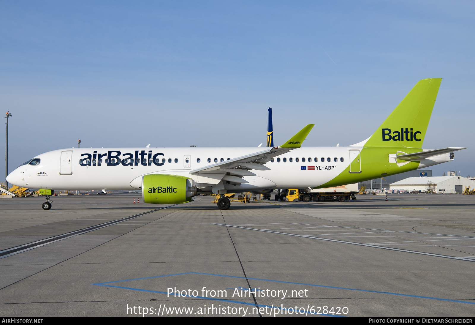 Aircraft Photo of YL-ABP | Airbus A220-371 (BD-500-1A11) | AirBaltic | AirHistory.net #628420