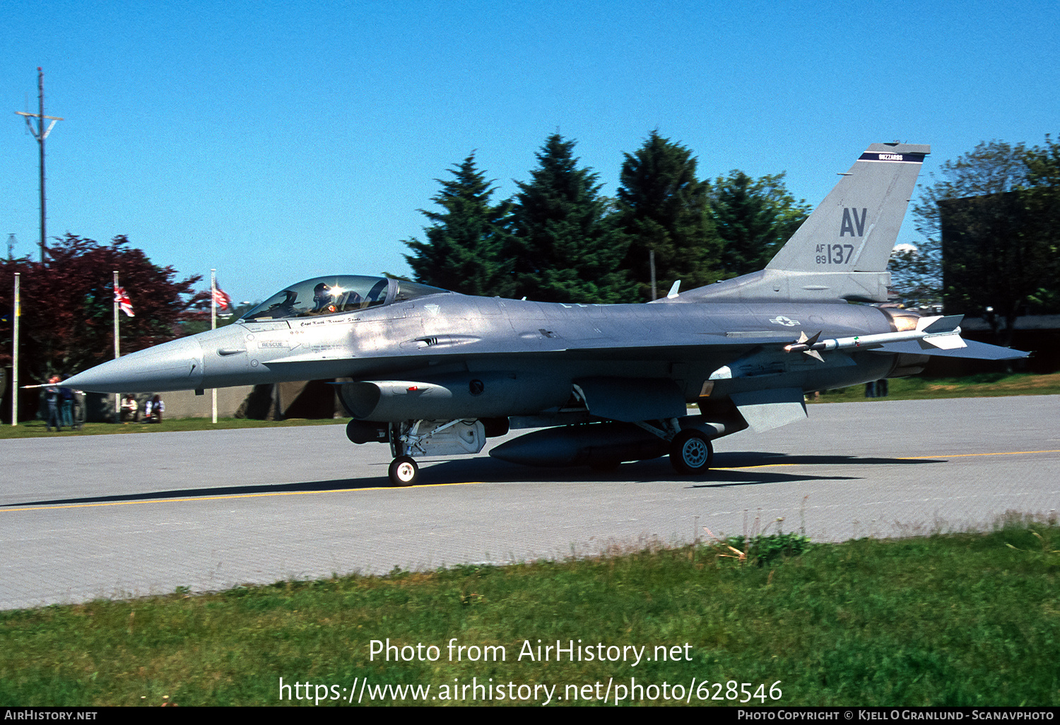 Aircraft Photo of 89-2137 / AF89-137 | General Dynamics F-16CG Night Falcon | USA - Air Force | AirHistory.net #628546