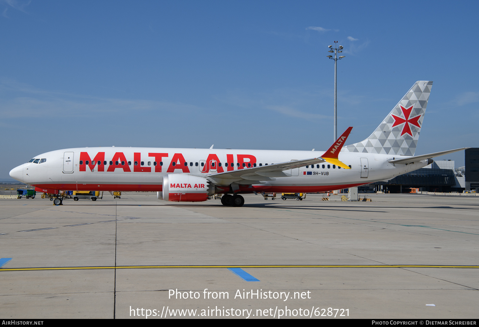 Aircraft Photo of 9H-VUB | Boeing 737-8200 Max 200 | Malta Air | AirHistory.net #628721